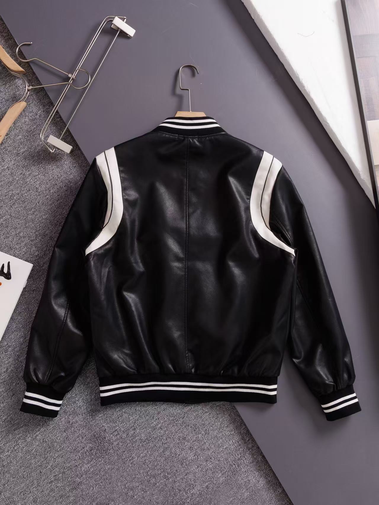 【SAINT LAURENT旗艦店】野球服 ジャケット ご好評に付き再入荷！