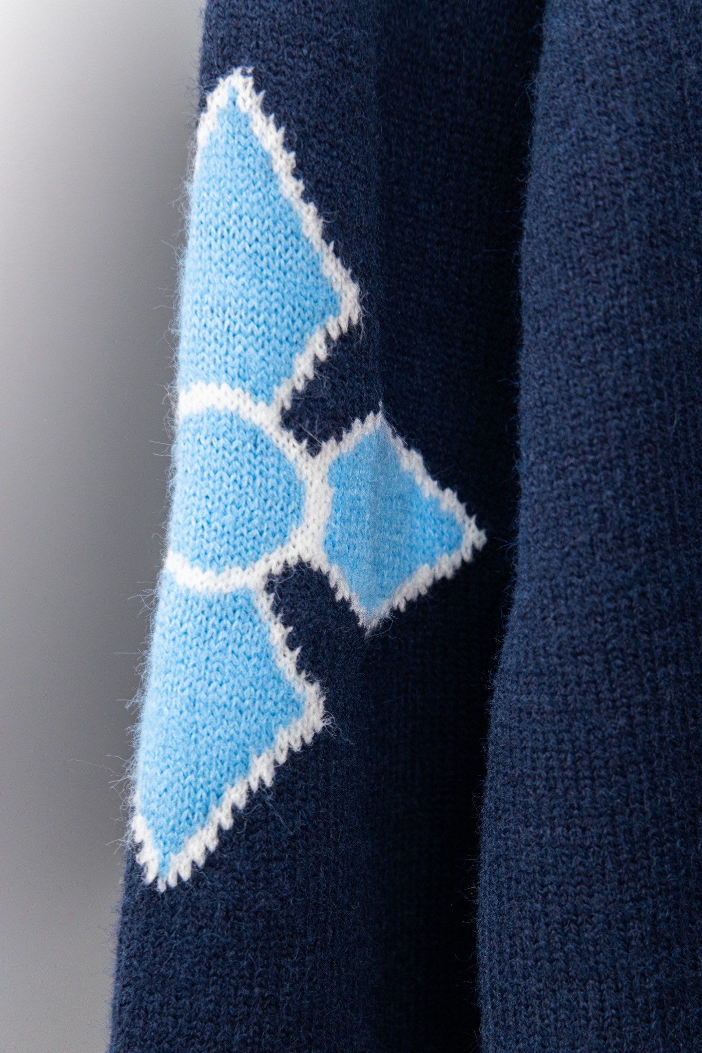 【LOUIS VUITTON旗艦店】ルイヴィトン セーター ご好評に付き再入荷！