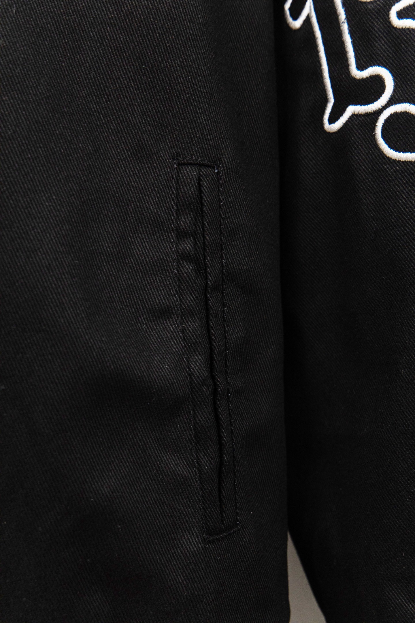 【PRADA旗艦店】プラダ ジャケット ご好評に付き再入荷！