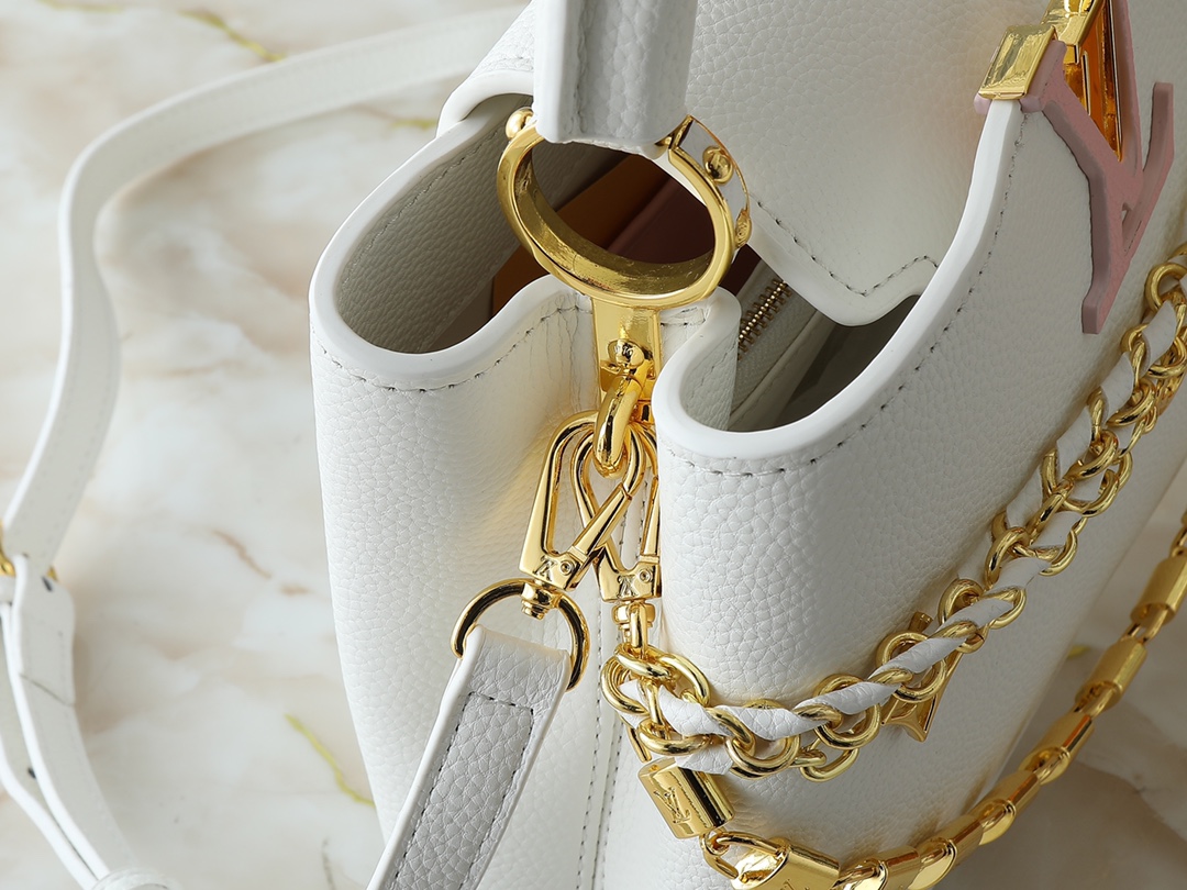 LOUIS VUITTON ルイヴィトン M12279 CAPUCINES BB ハンドバッグ