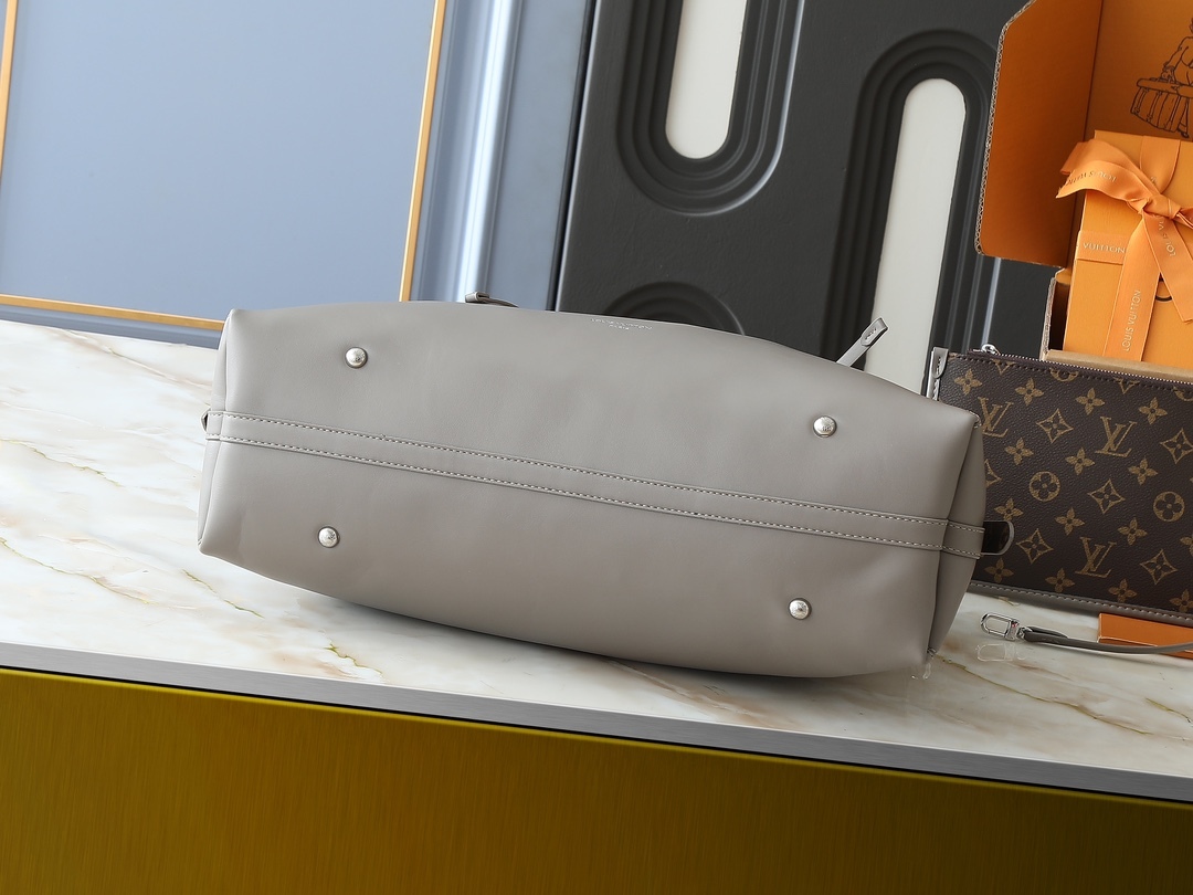 LOUIS VUITTON ルイヴィトン M12583 CARRYALL CARGO VIBE バッグ