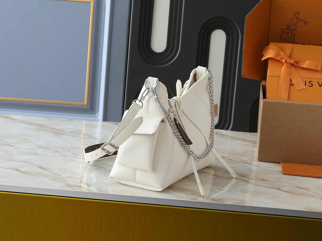 LOUIS VUITTON ルイヴィトン M12919 CARRYALL CARGO VIBE バッグ