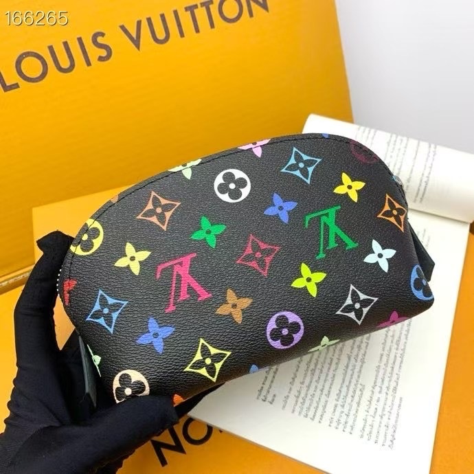LOUIS VUITTON（ルイヴィトン）Cléa 財布 M47515