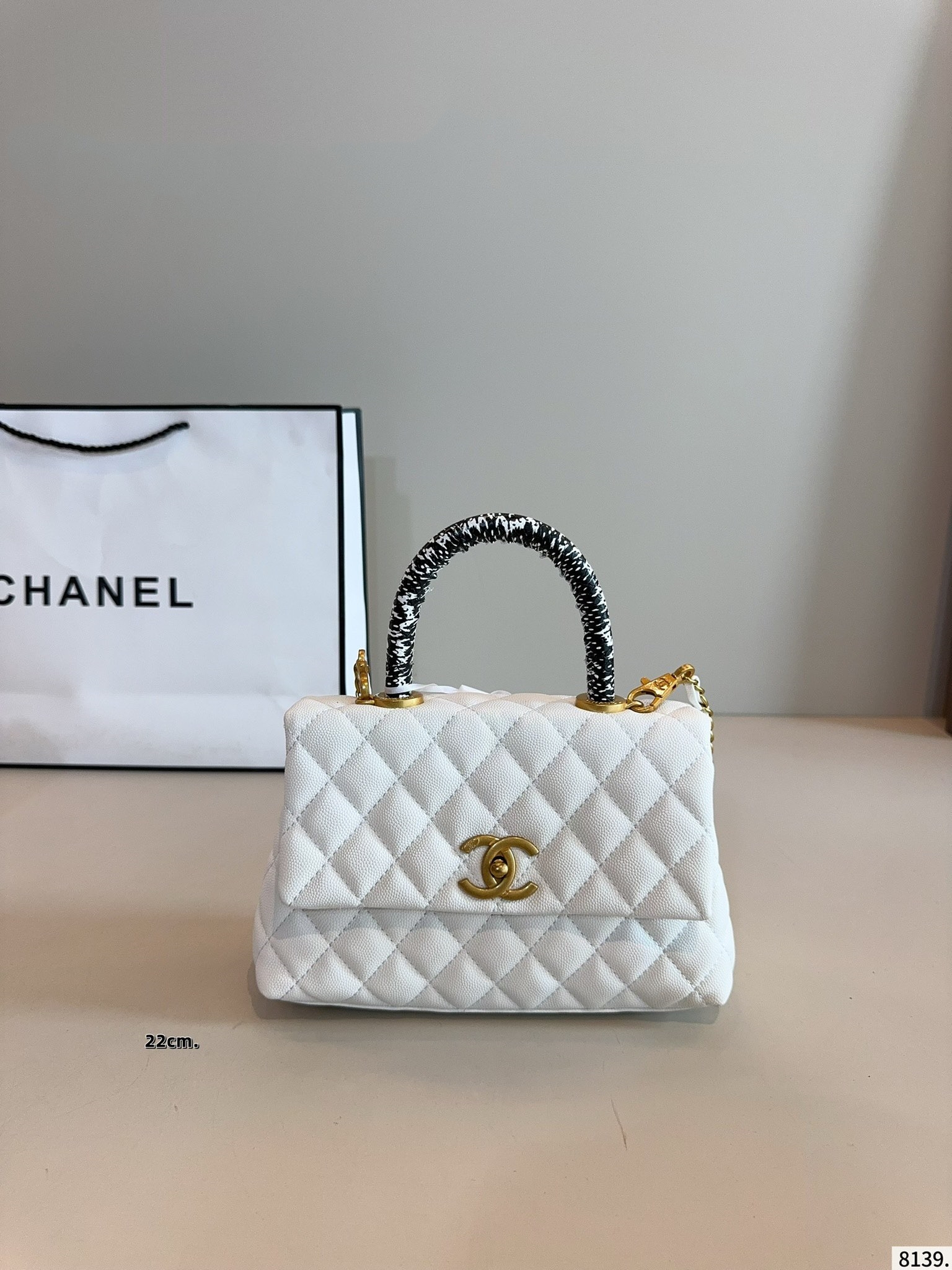 【CHANEL公式旗艦店】シャネル coco handle ハンドバッグ