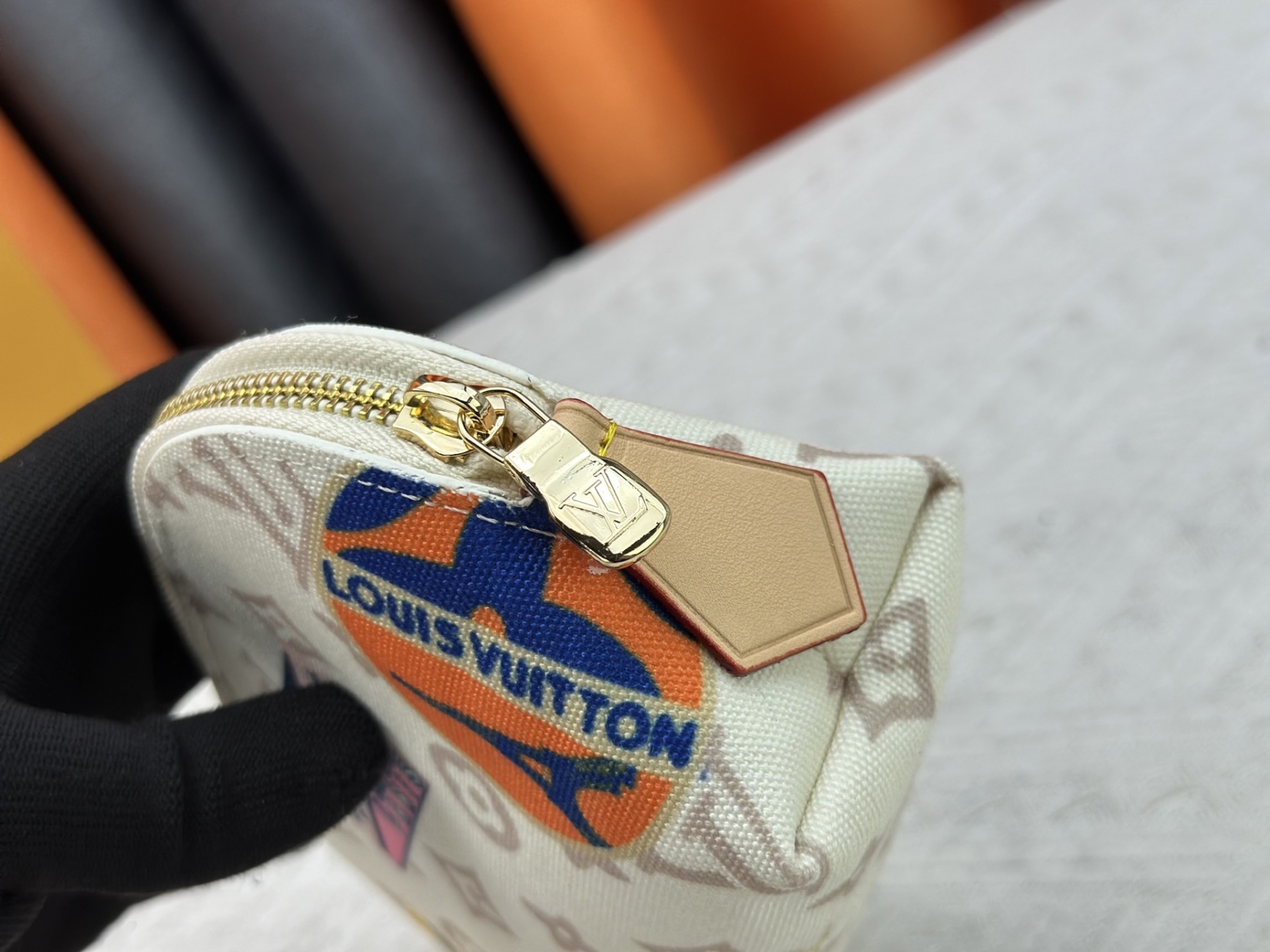 LOUIS VUITTON ルイヴィトン  M47515 小型化粧ポーチ