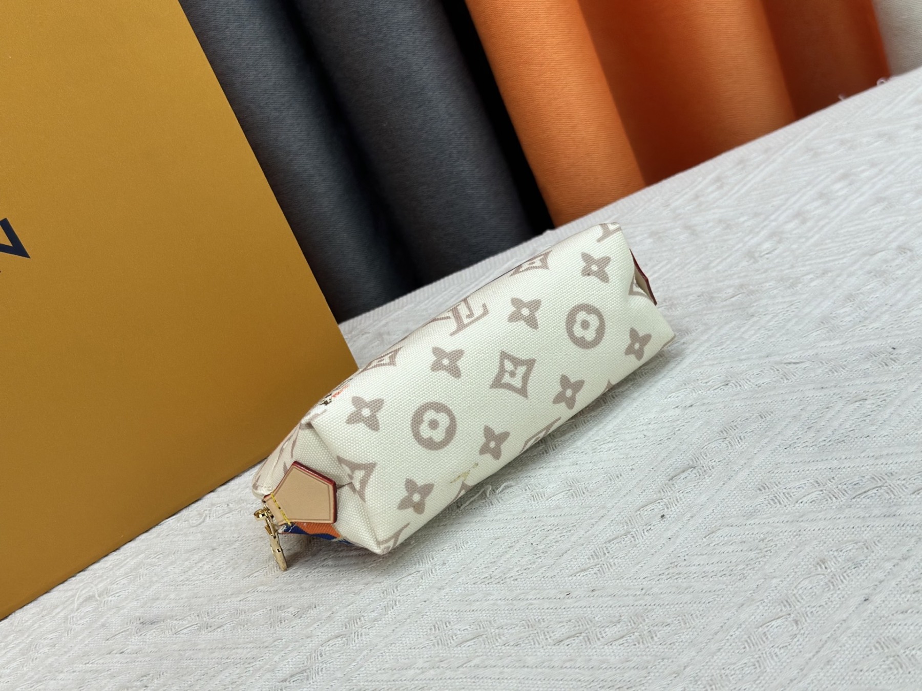 LOUIS VUITTON ルイヴィトン  M47515 小型化粧ポーチ