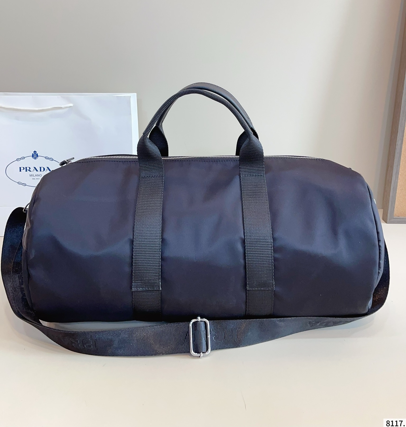 【PRADA公式旗艦店】プラダ ADIDAS 連名の旅行かばん