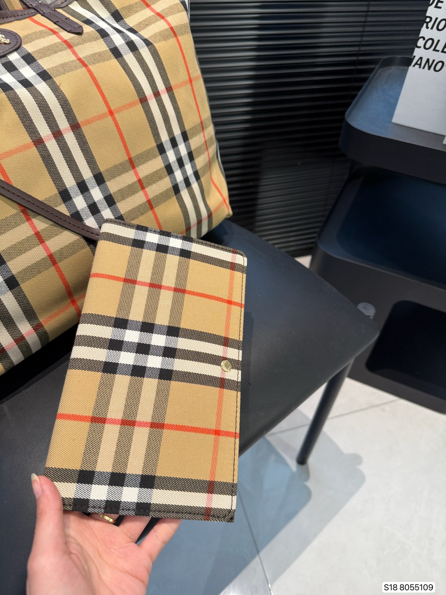 【BURBERRY公式旗艦店】バーバリー トートバッグ ハンドバッグ