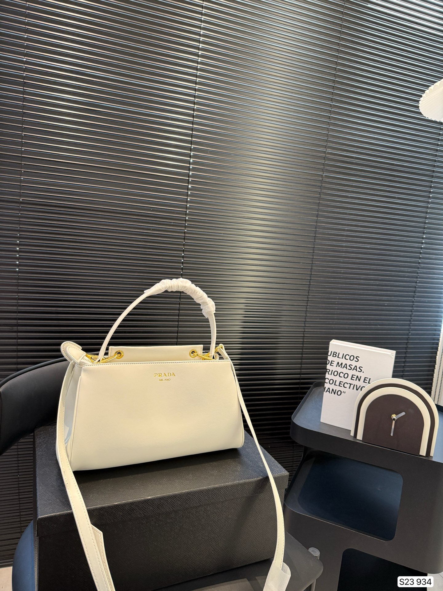 【PRADA公式旗艦店】プラダ クロスボディバッグ