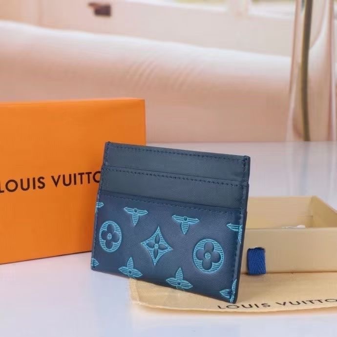 LOUIS VUITTON（ルイヴィトン）Shadow 財布 M82321