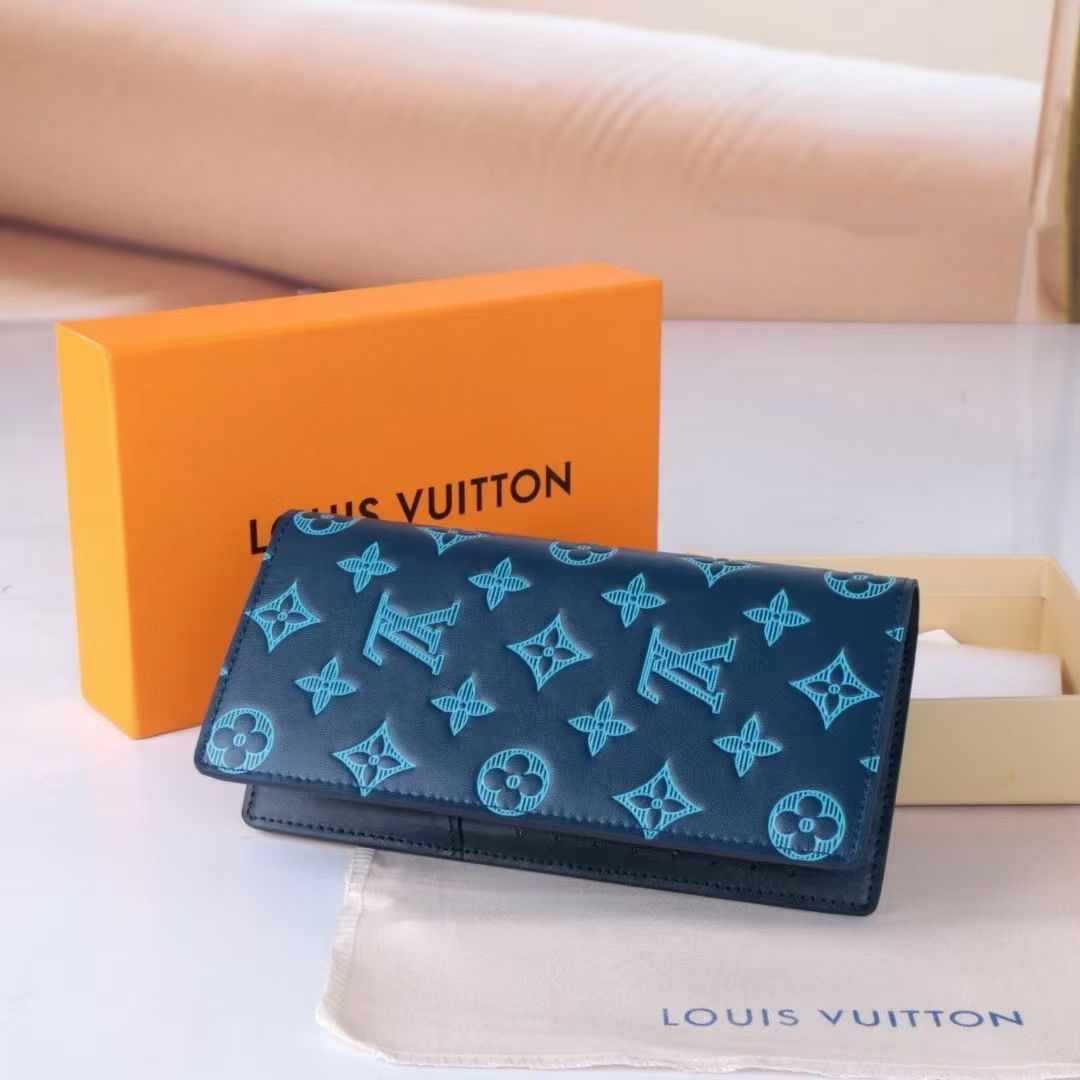 LOUIS VUITTON（ルイヴィトン）Shadow 財布 M82324