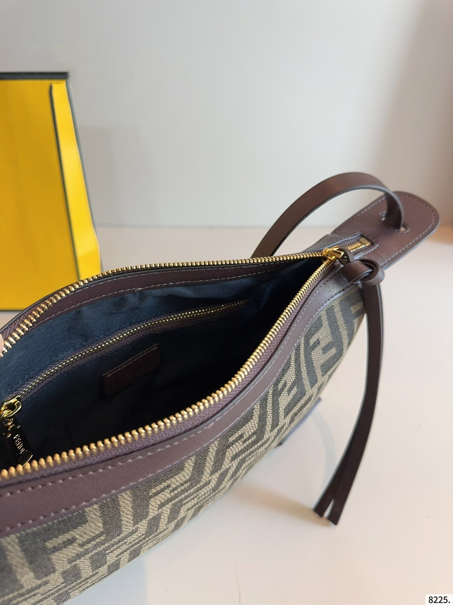 【FENDI旗艦店】フェンディ 大人気アイテムバッグ ショルダーバッグ