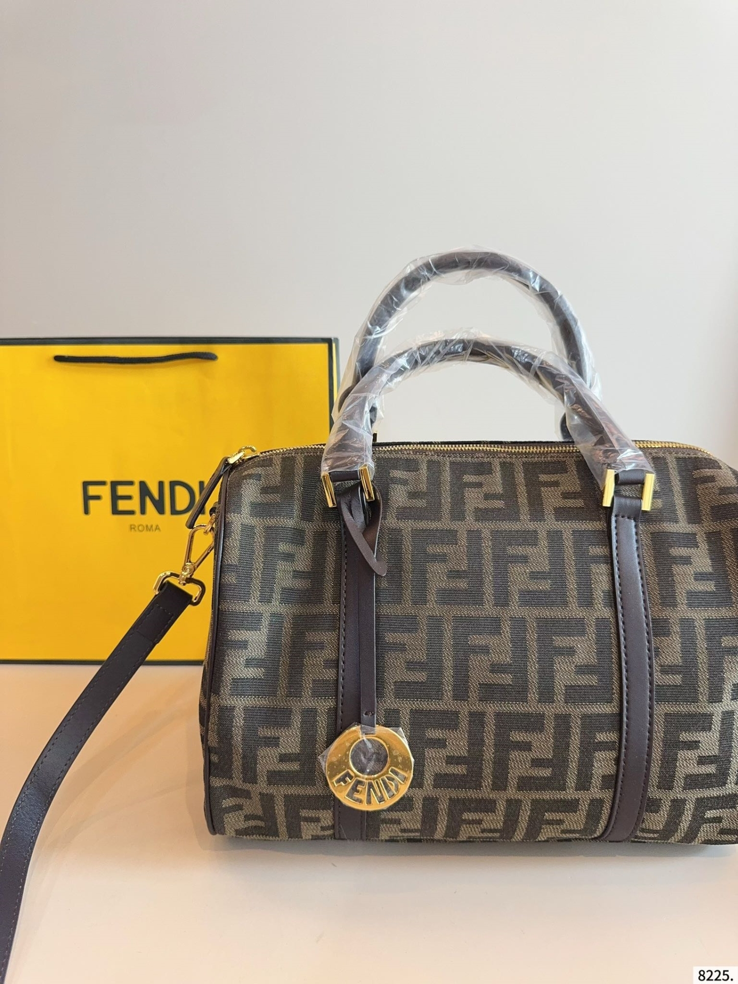 【FENDI公式旗艦店】フェンディ ボストンショルダーバッグ 30*17*20cm