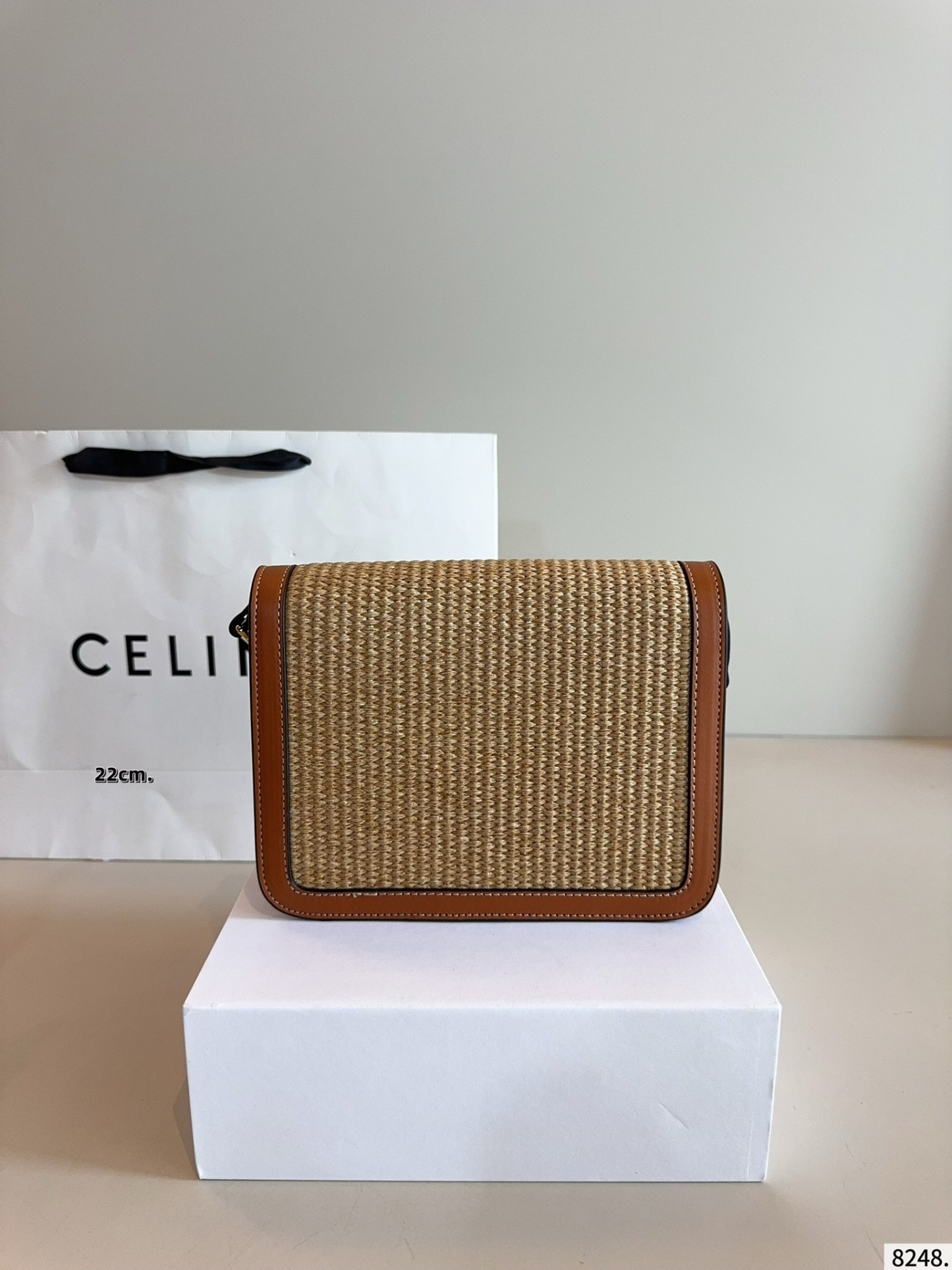 【CELINE公式旗艦店】セリーヌ 編みバッグ 夏の定番アイテム