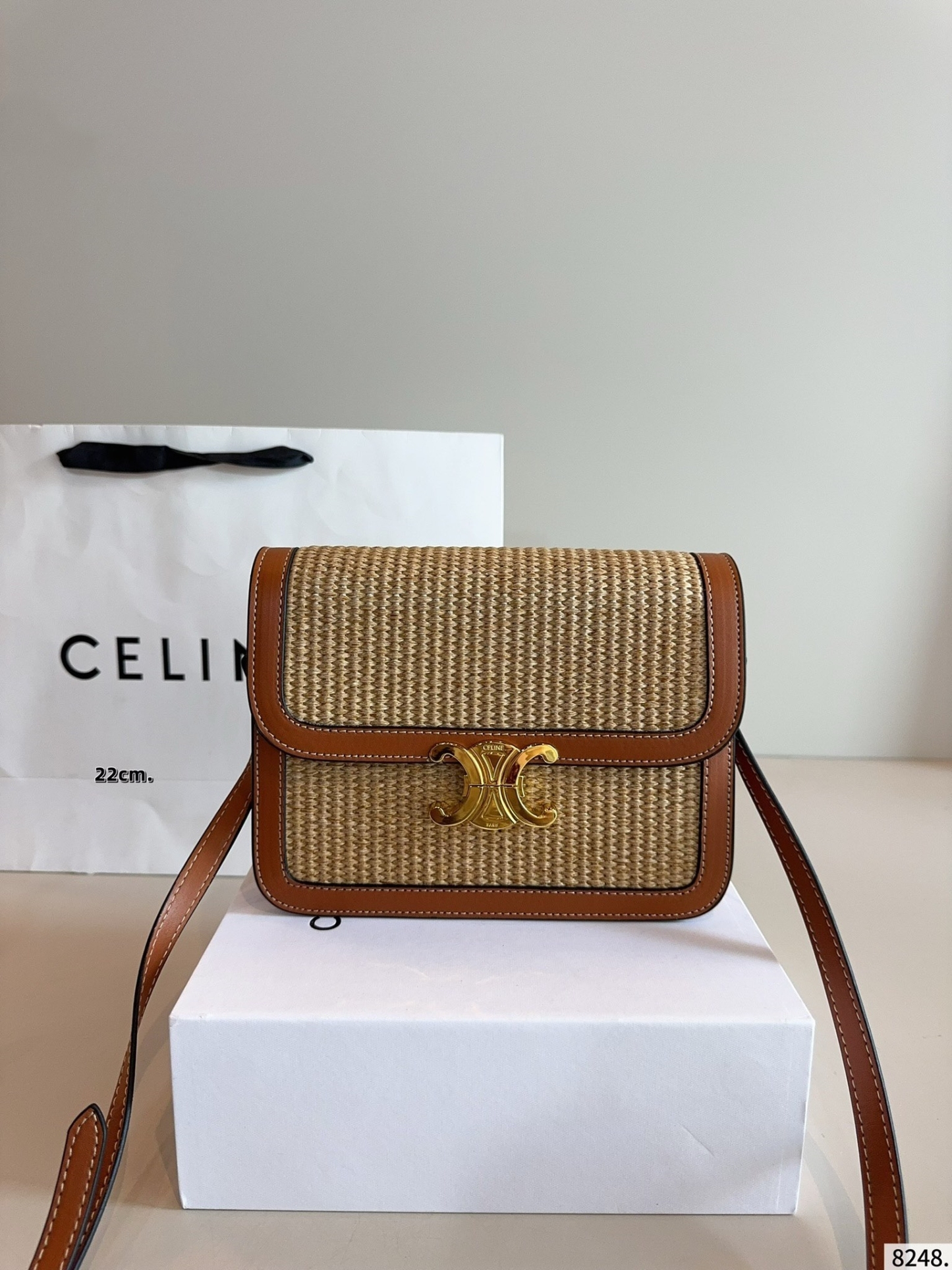 【CELINE公式旗艦店】セリーヌ 編みバッグ 夏の定番アイテム
