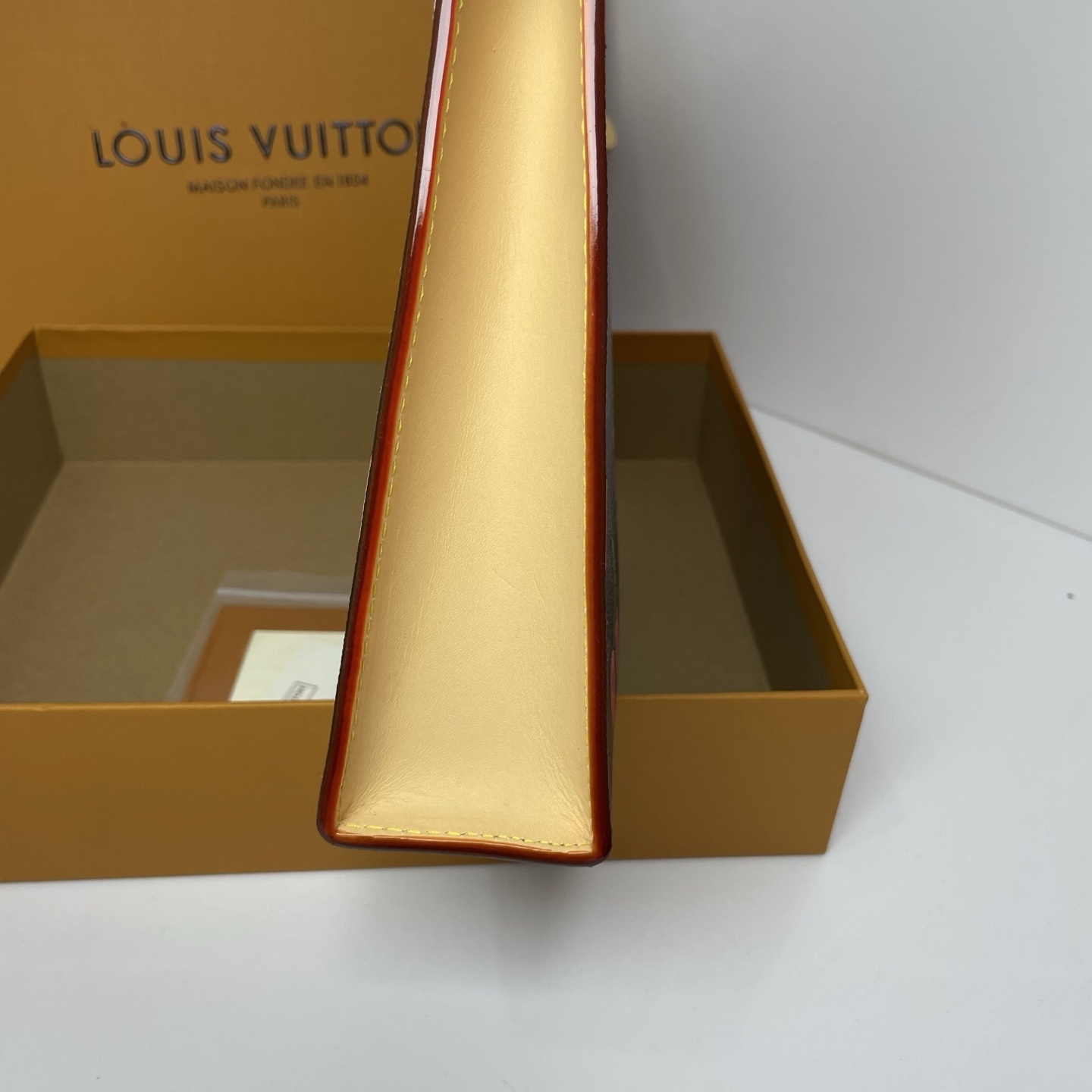 LOUIS VUITTON（ルイヴィトン）LV x 村上隆 クラッチバッグ M14372