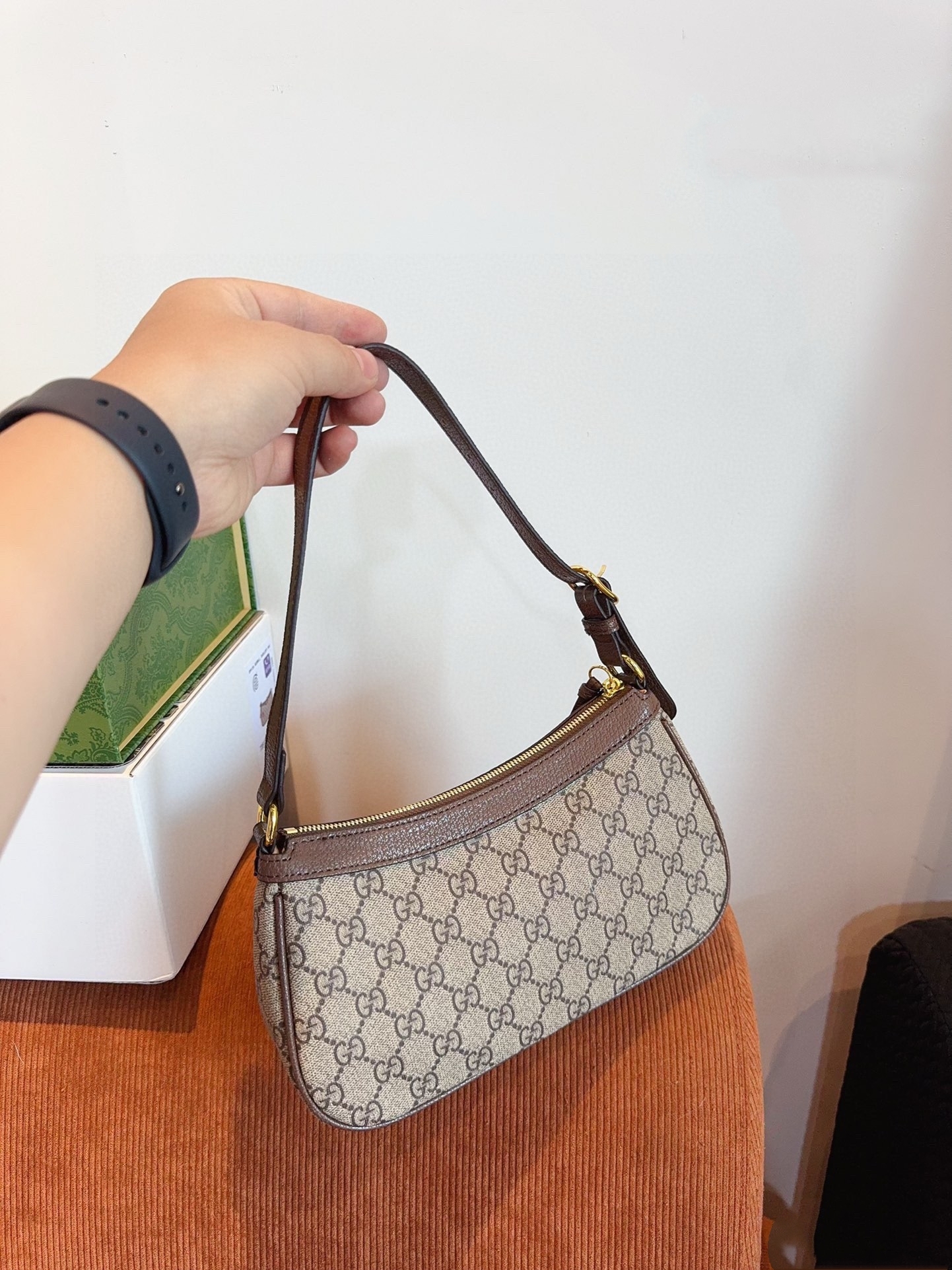 【GUCCI旗艦店】グッチ Ophidia わきバッグ ハンドバッグ