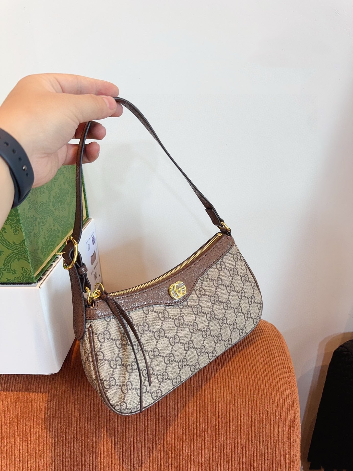 【GUCCI旗艦店】グッチ Ophidia わきバッグ ハンドバッグ