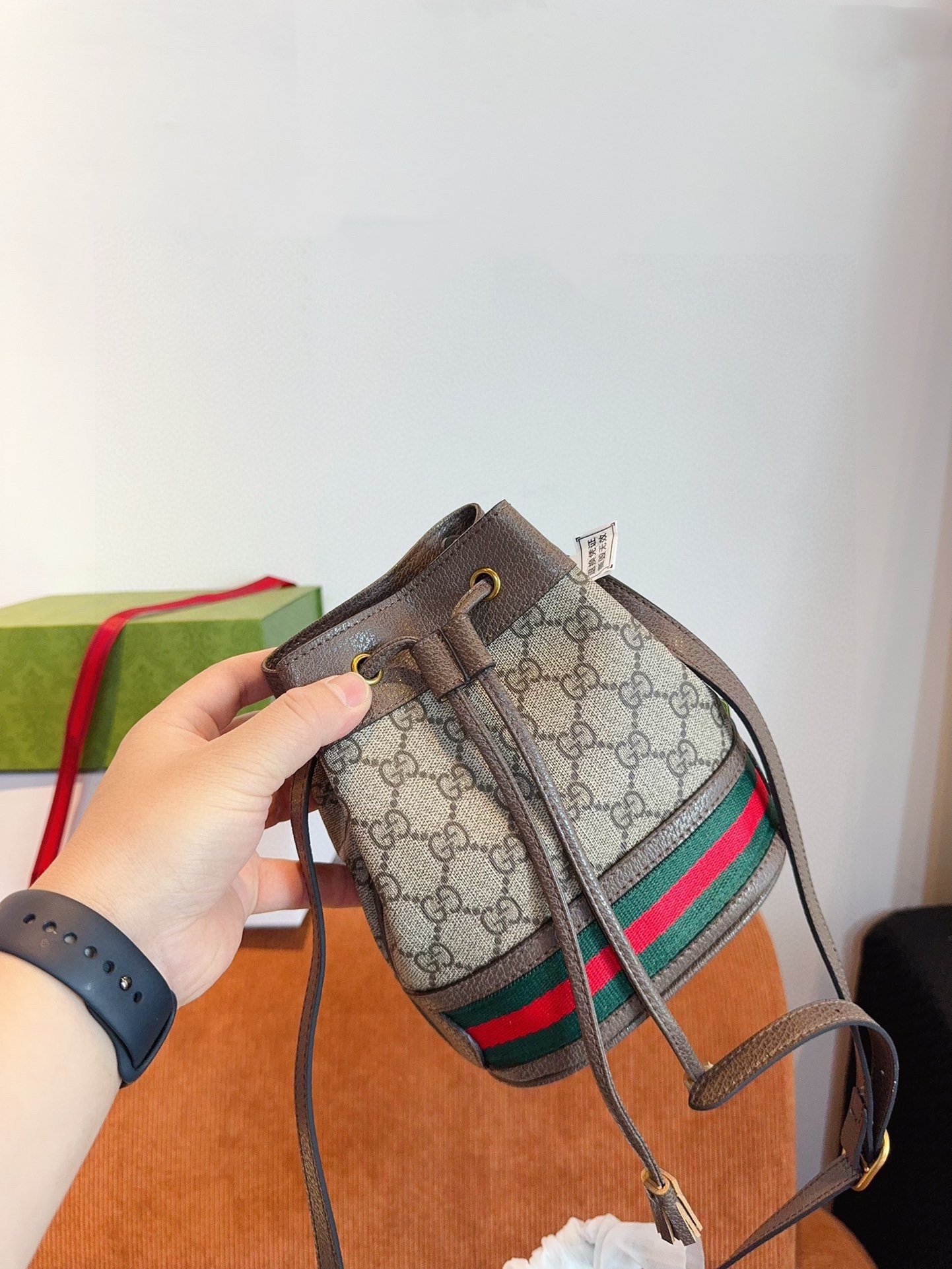 【GUCCI公式旗艦店】グッチ GG ミニバケツバッグ 16*10*19cm