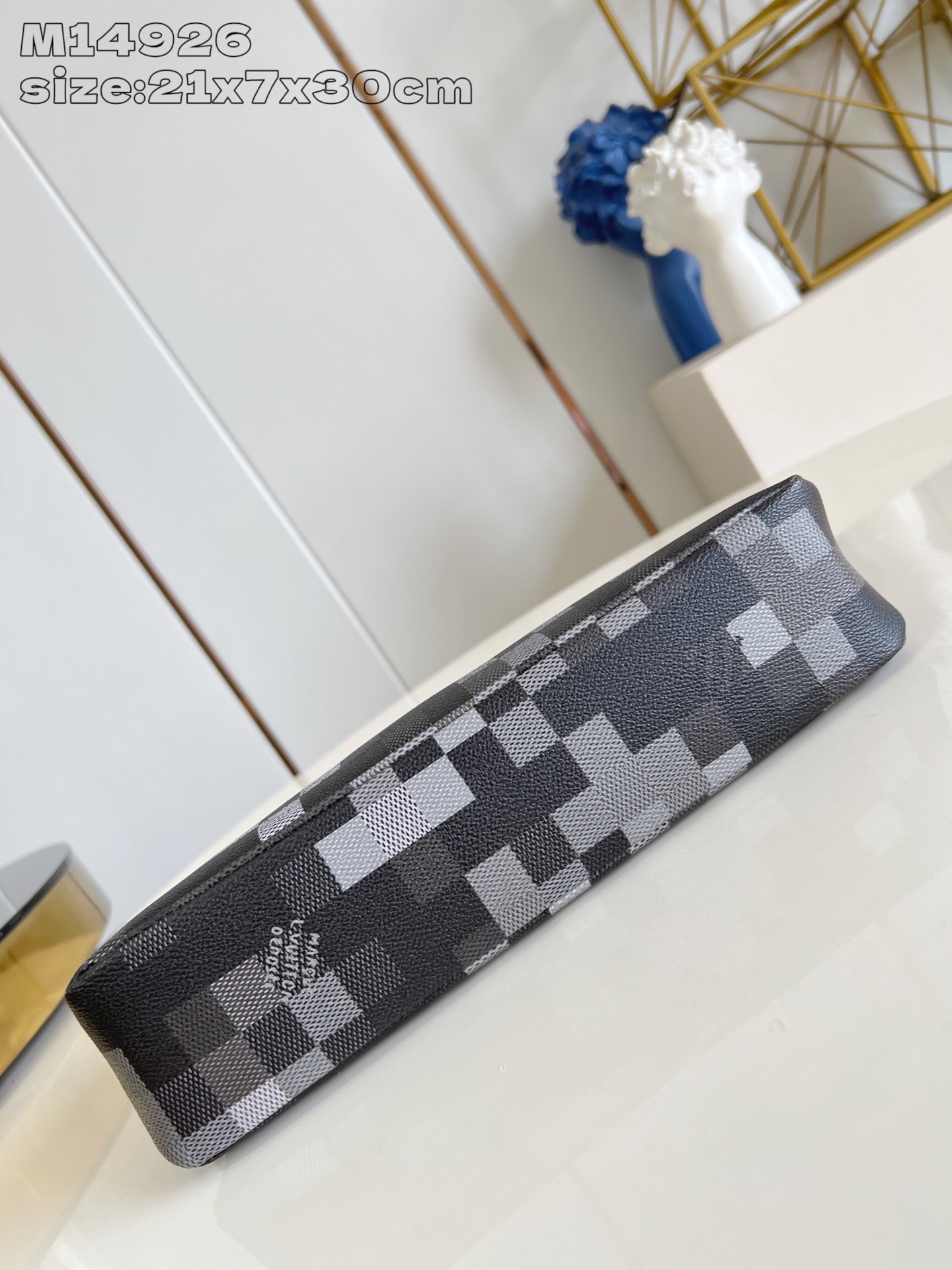 LOUIS VUITTON ルイヴィトン Pochette Voyage Souple クラッチバッグ M14926