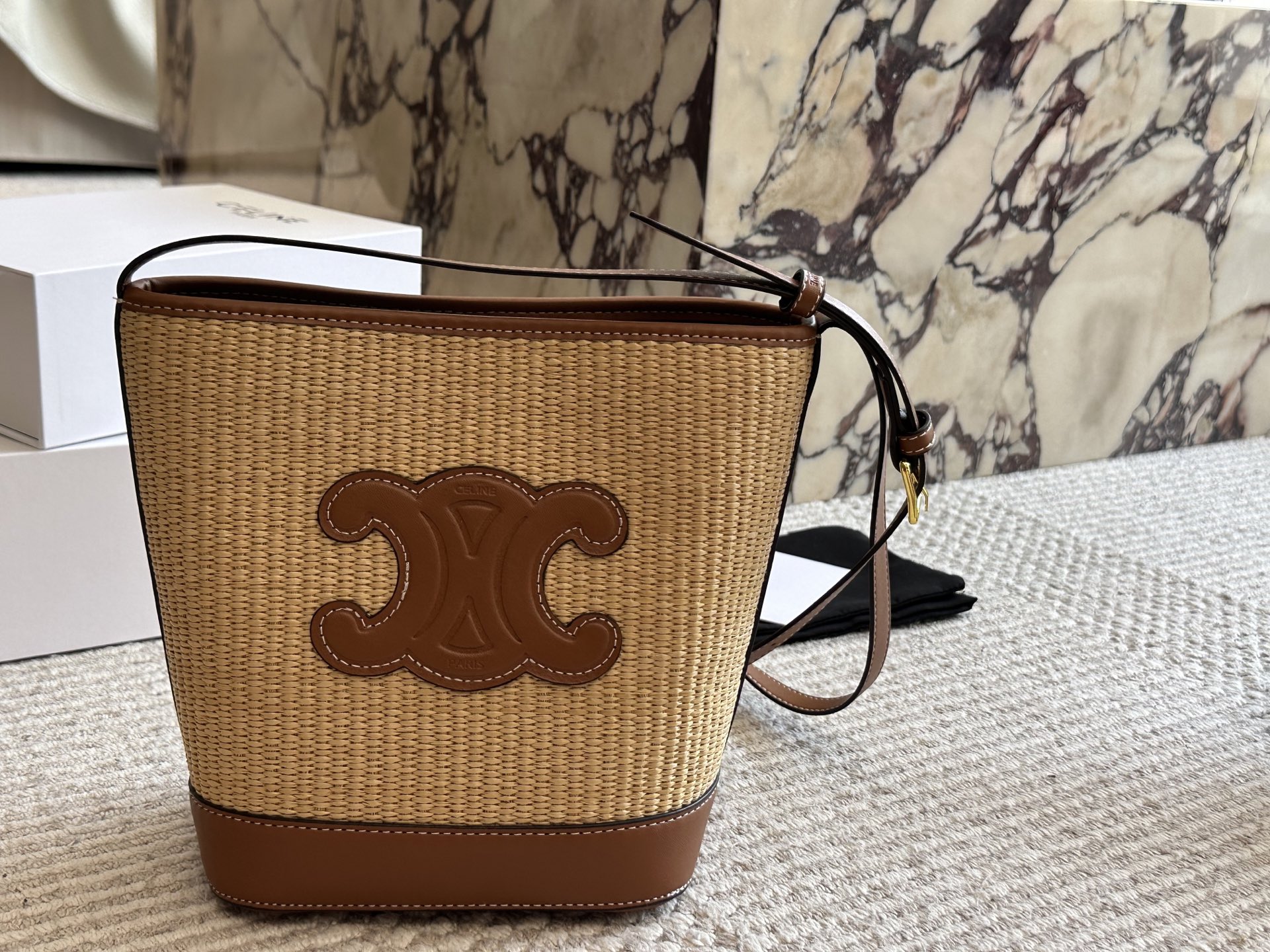 【CELINE公式旗艦店】セリーヌ わら編みバッグ バケットバッグ