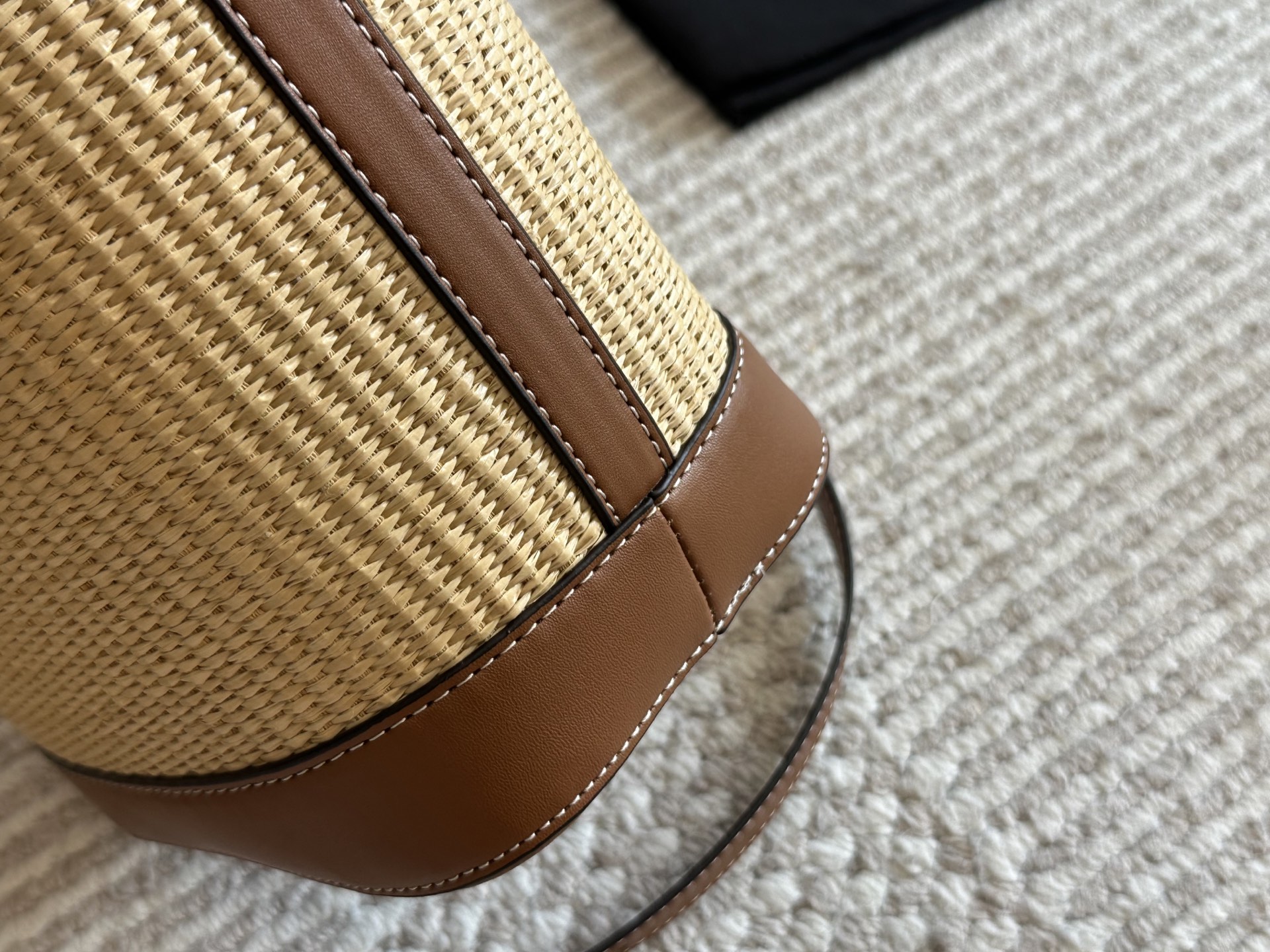 【CELINE公式旗艦店】セリーヌ わら編みバッグ バケットバッグ