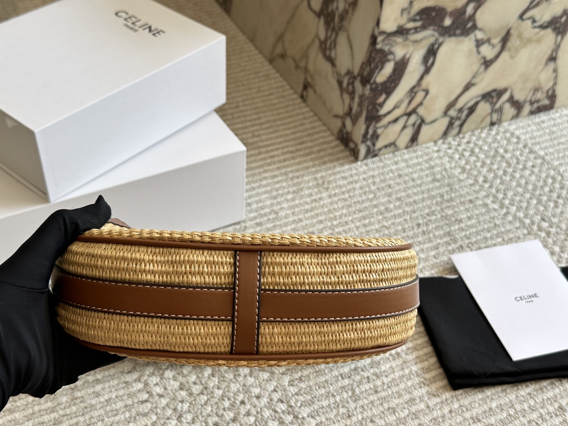 【CELINE公式旗艦店】セリーヌ わら編みバッグ