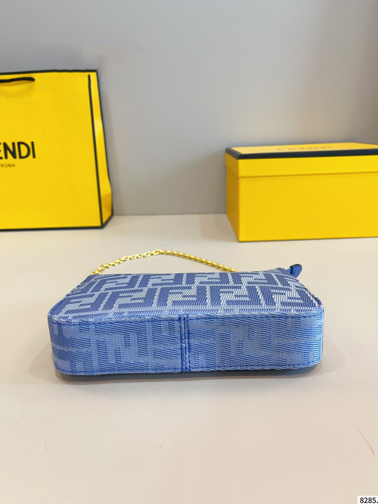 【FENDI公式旗艦店】フェンディ チェーンバッグ ショルダーバッグ