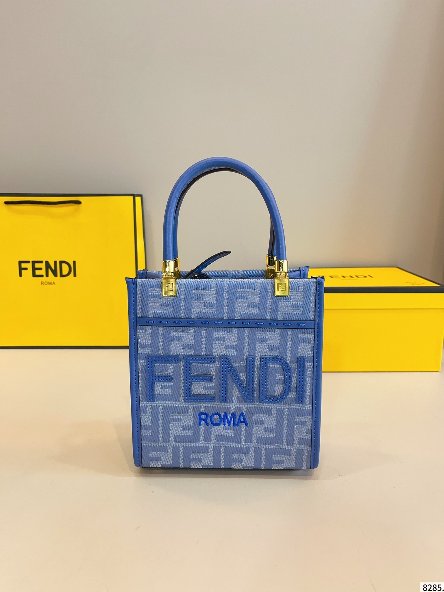 【FENDI公式旗艦店】フェンディ TETO ショルダーバッグ