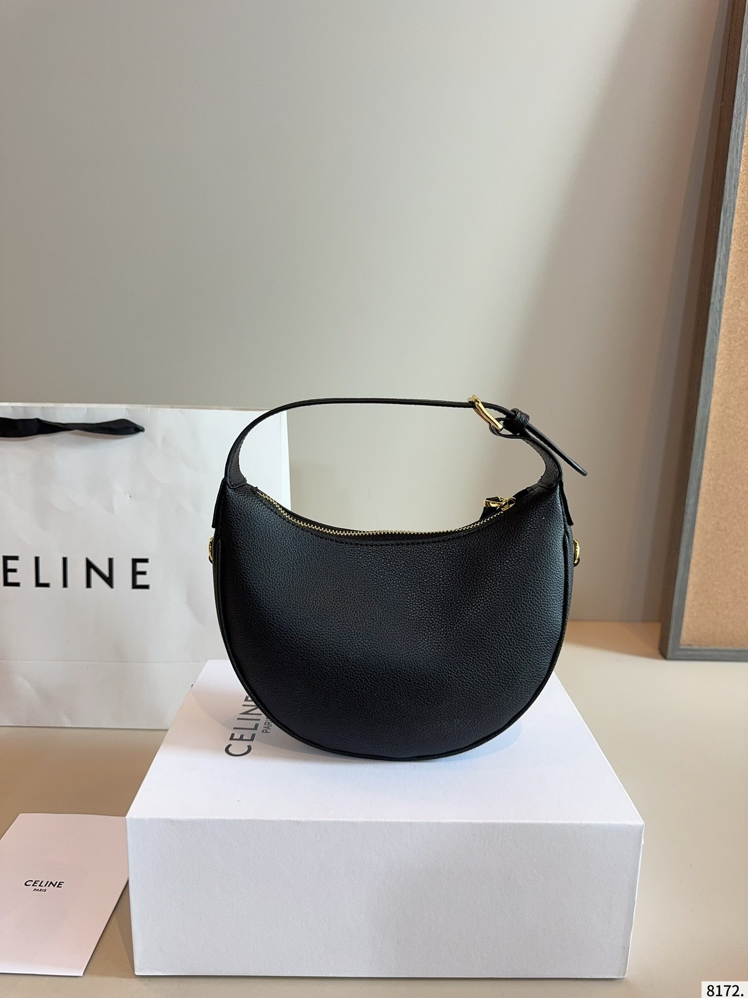 【CELINE公式旗艦店】セリーヌ わきバッグ ショルダーバッグ