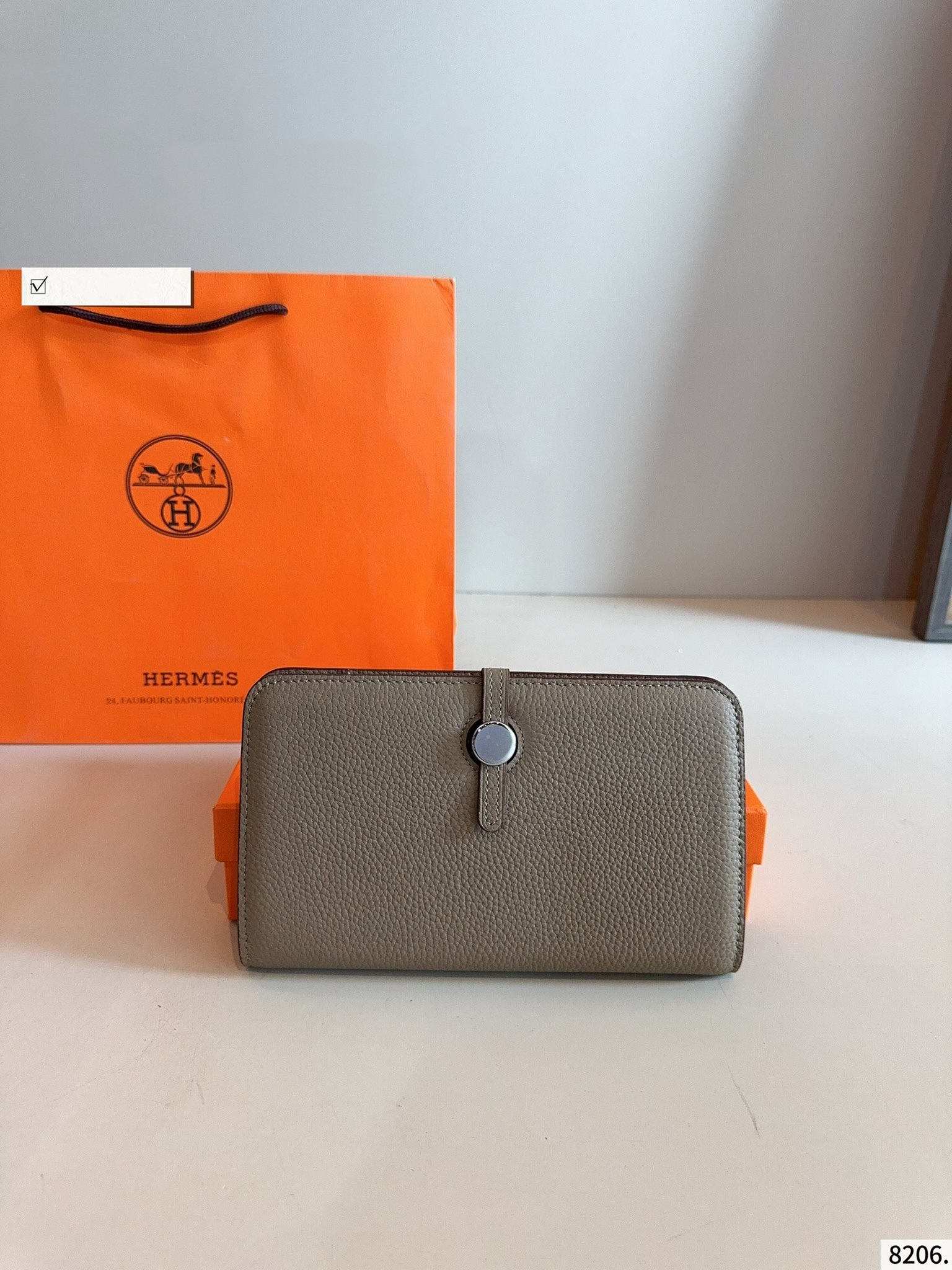 【HERMES旗艦店】エルメス 財布  7カラー 20*12CM