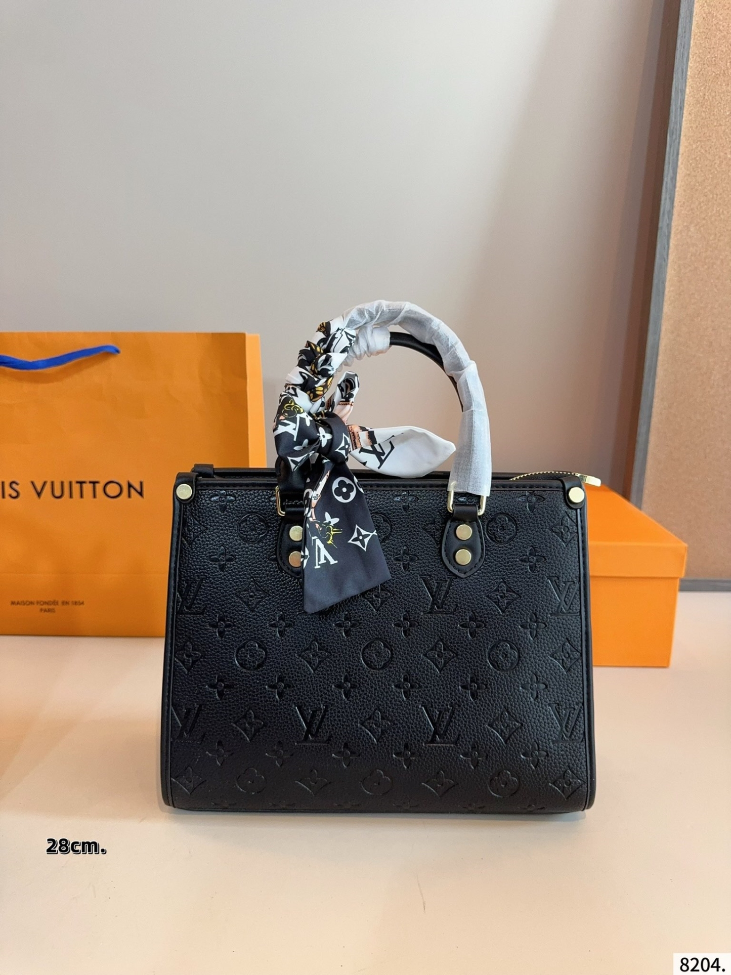 大人気定番商品★ LOUIS VUITTON ルイヴィトン ONTHEGO ハンドバッグ