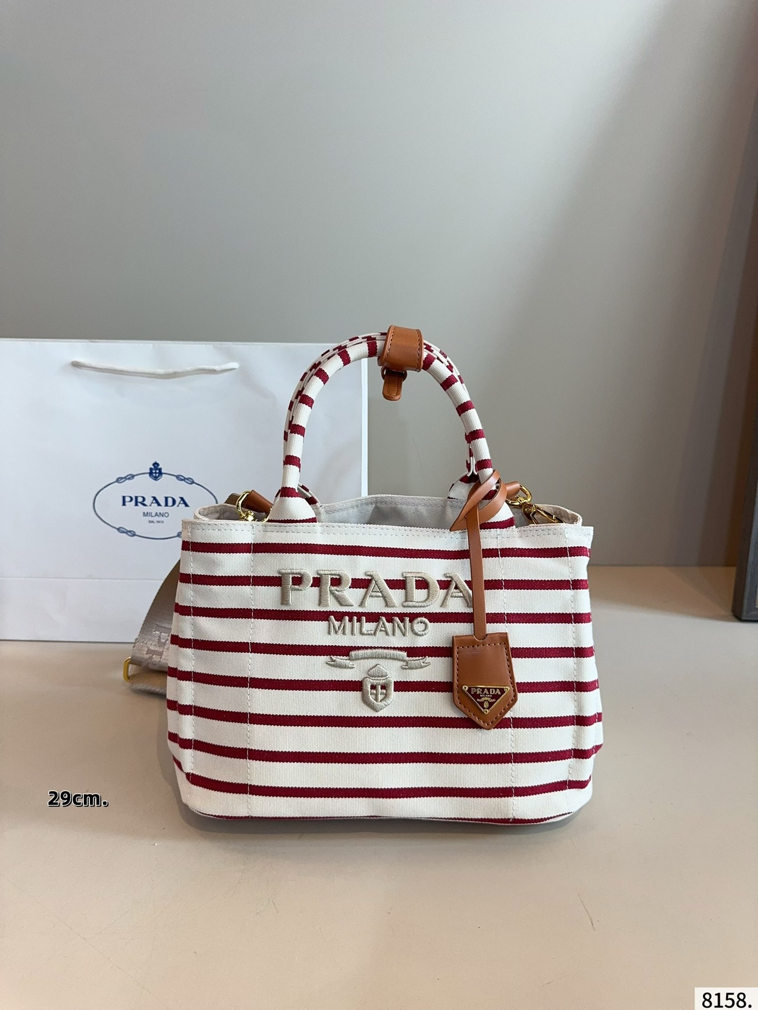 【PRADA公式旗艦店】プラダ ★大人気 ズックのハンドバッグ