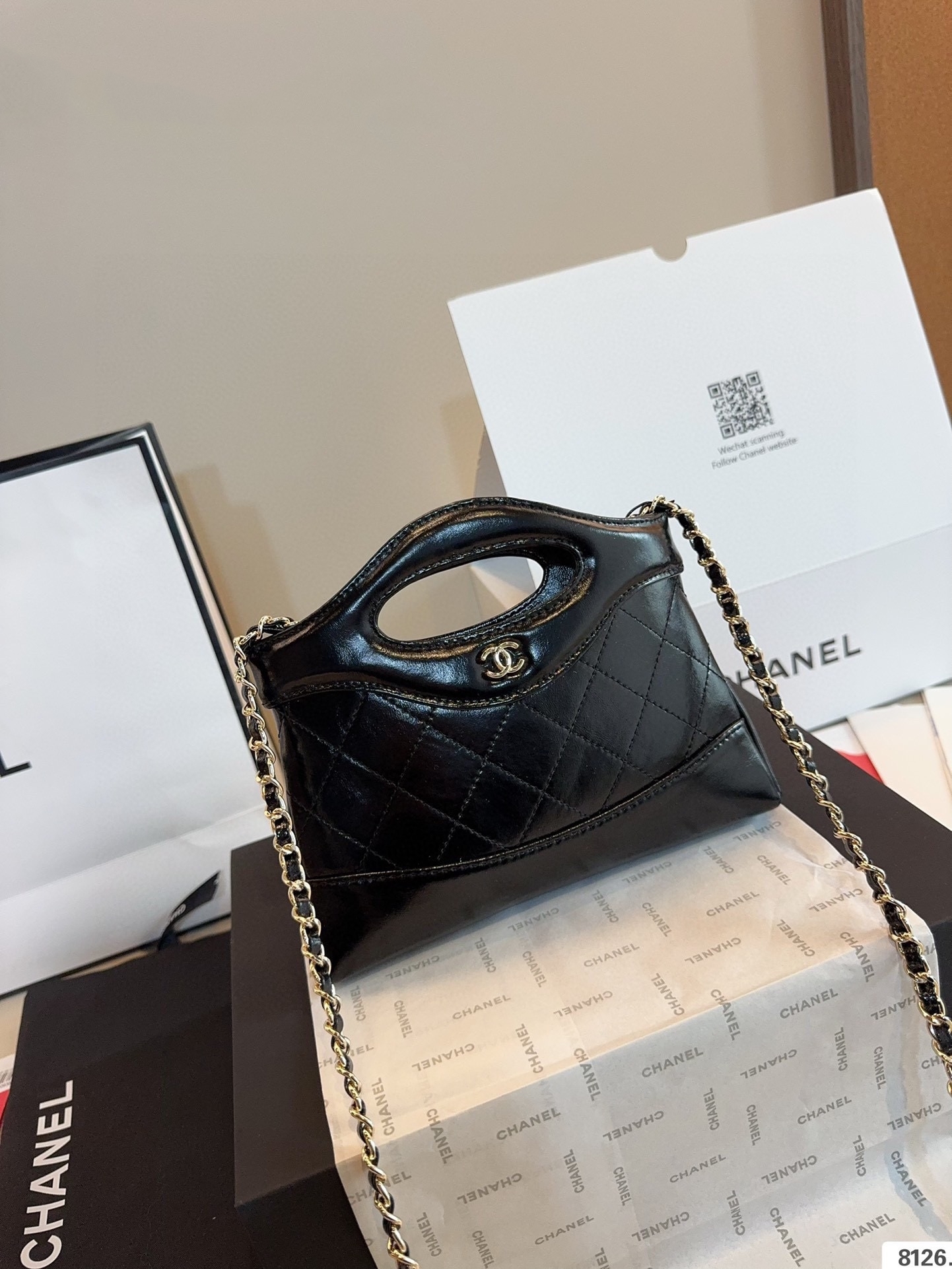 【CHANEL旗艦店】シャネル BAG NANO ハンドバッグ
