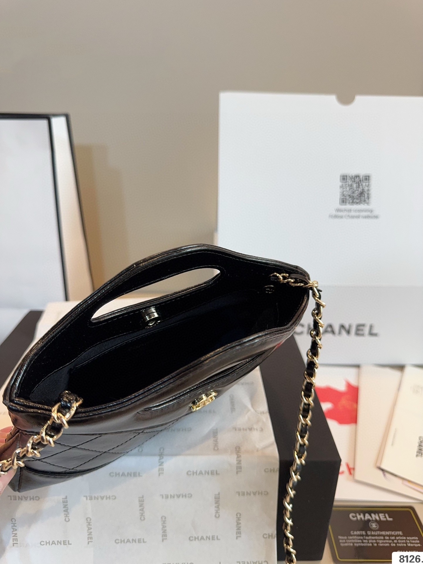 【CHANEL旗艦店】シャネル BAG NANO ハンドバッグ