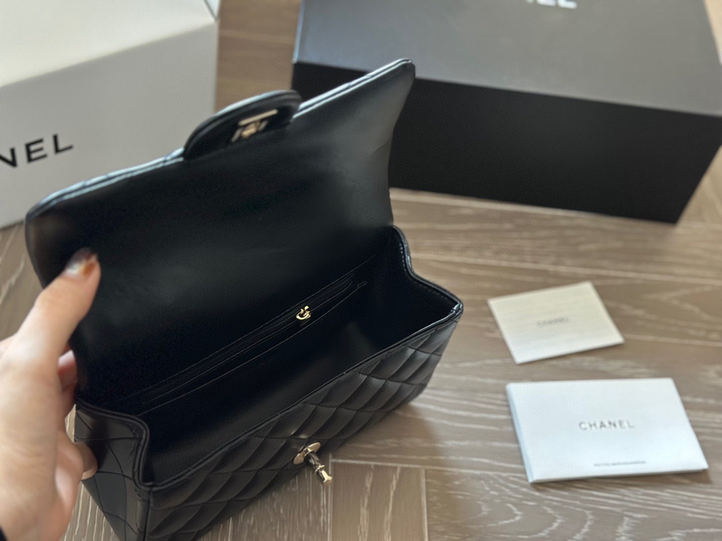 【CHANEL公式旗艦店】シャネル HANDLE ハンドバッグ