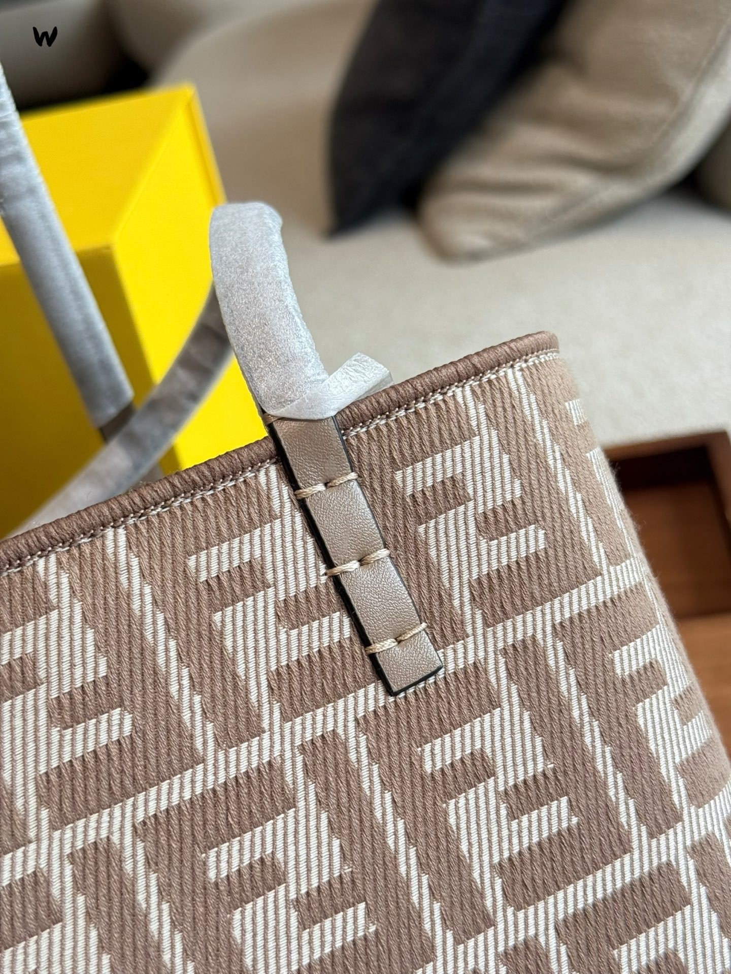 【FENDI公式旗艦店】フェンディ 両面トートバッグ