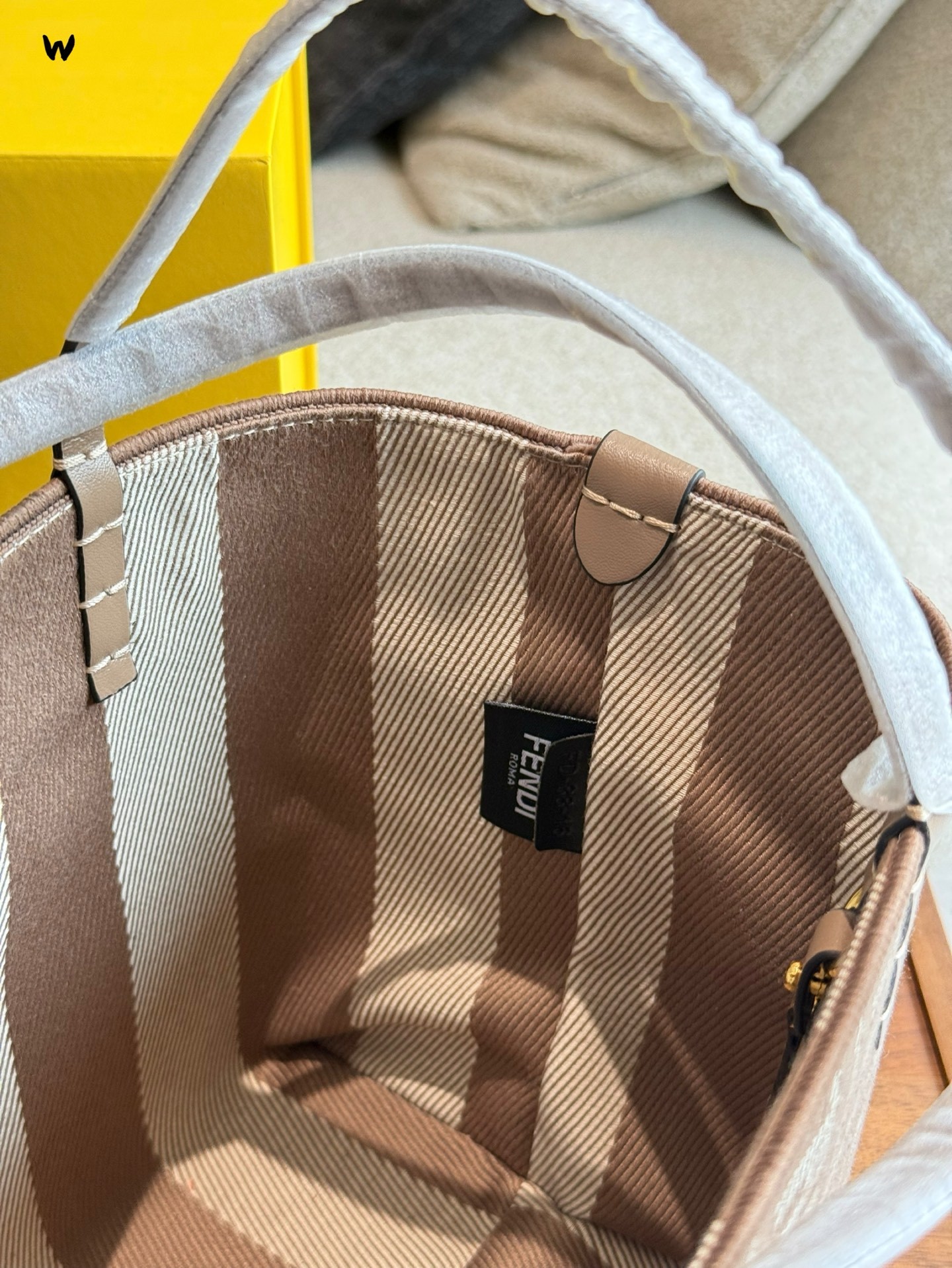 【FENDI公式旗艦店】フェンディ 両面トートバッグ