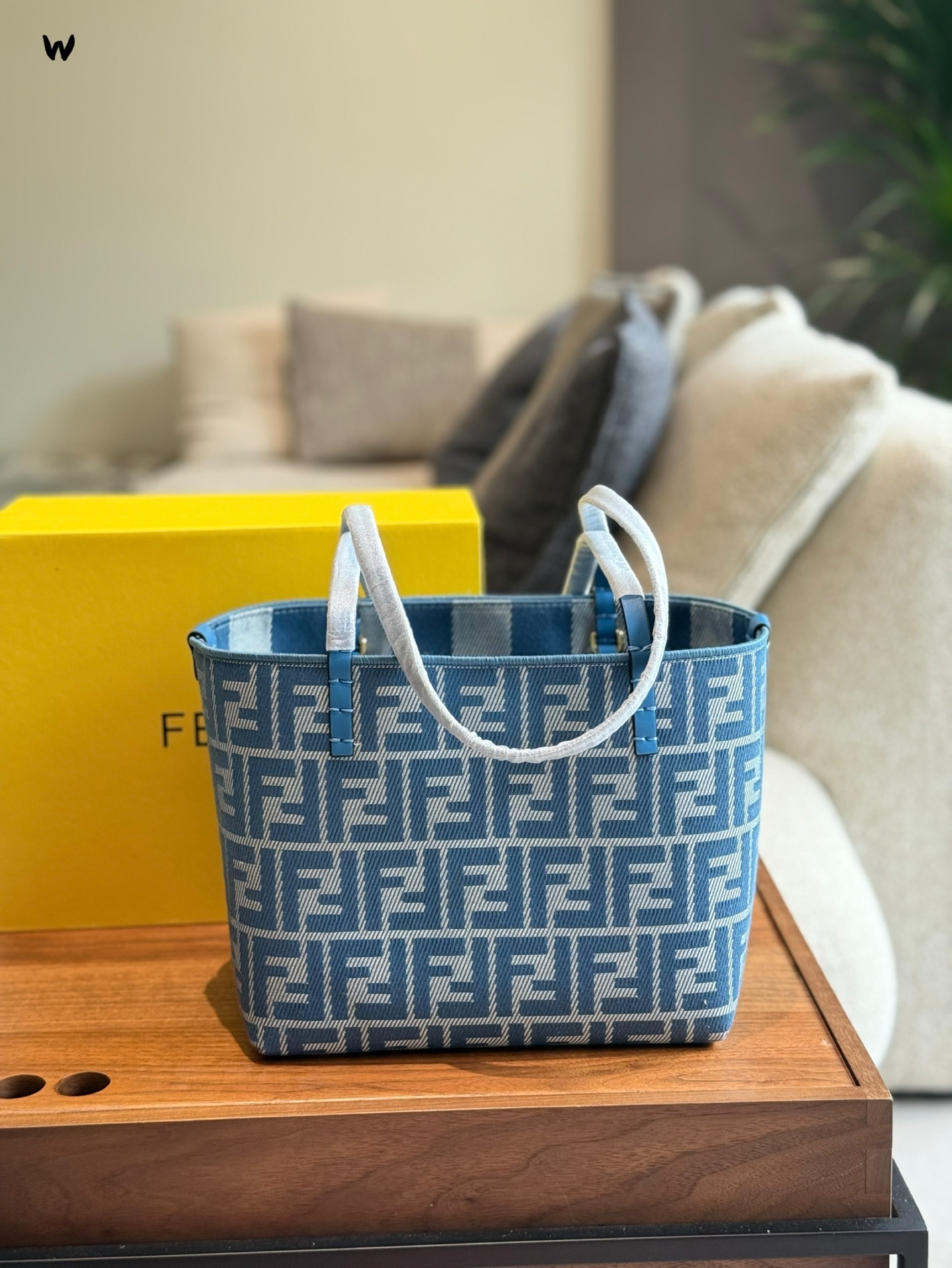 【FENDI公式旗艦店】フェンディ 両面トートバッグ