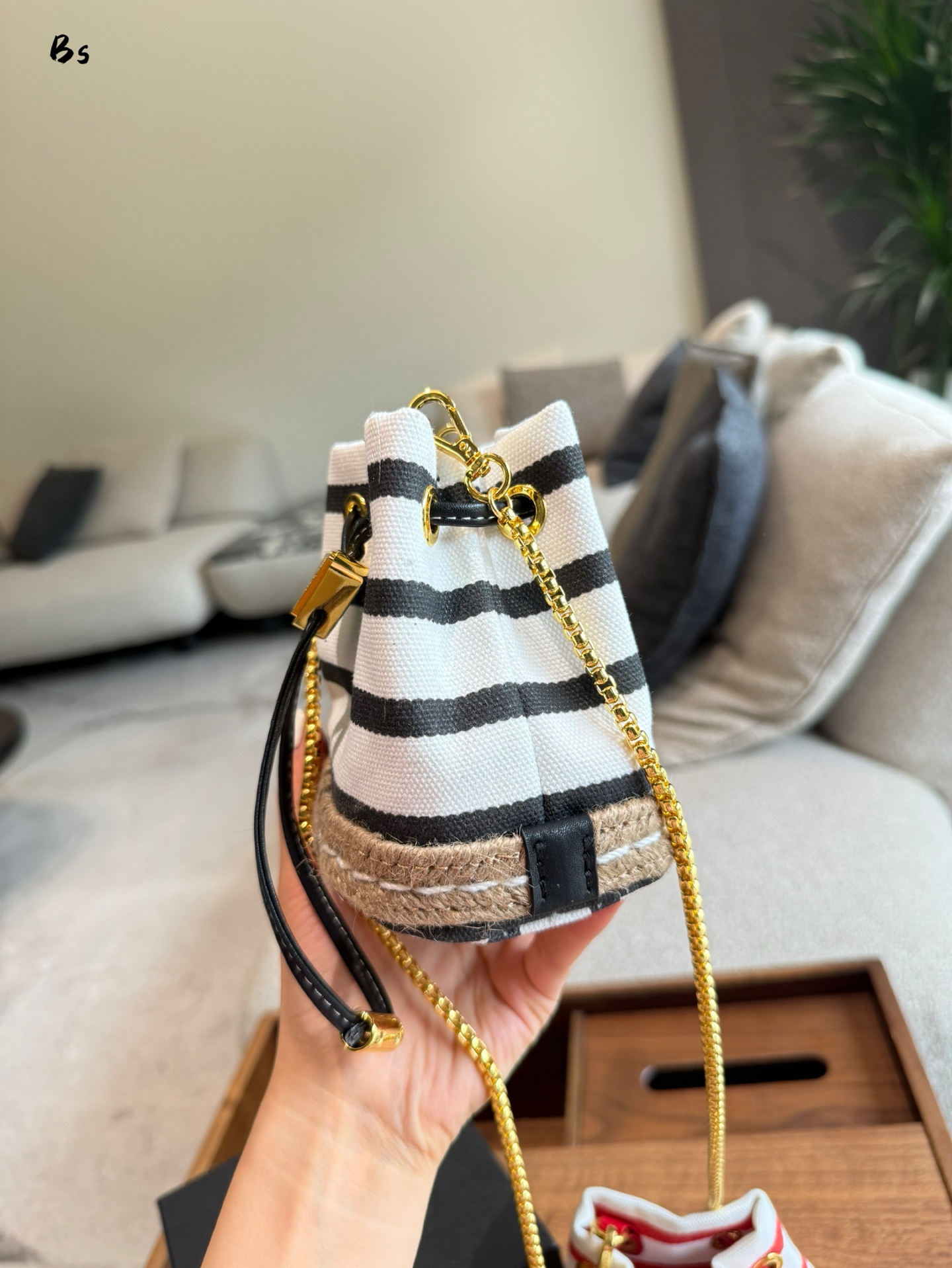 【PRADA公式旗艦店】プラダ MINI バケットバッグ 1NR016