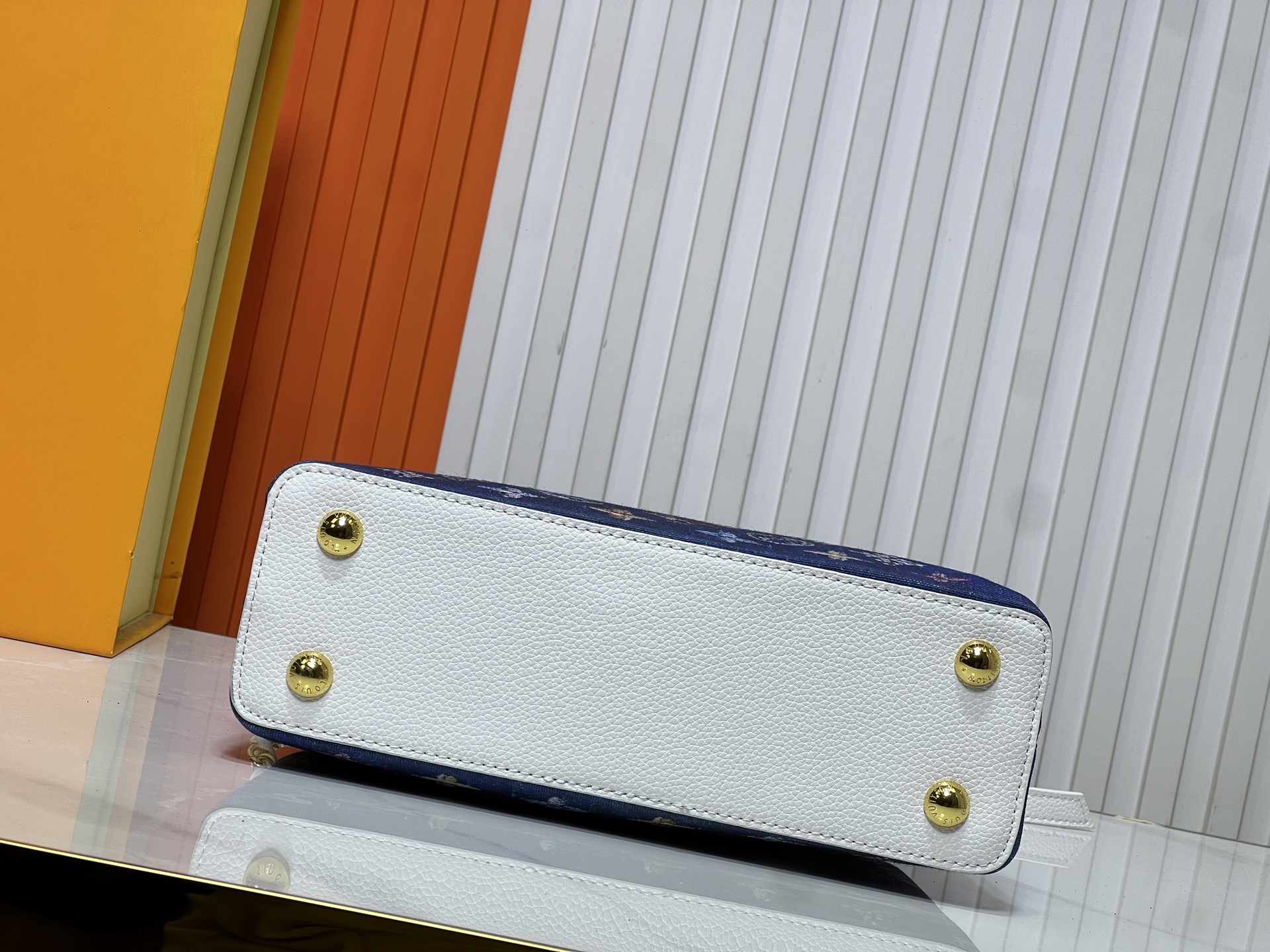 LOUIS VUITTON（ルイヴィトン）CAPUCINES M59939 M94519