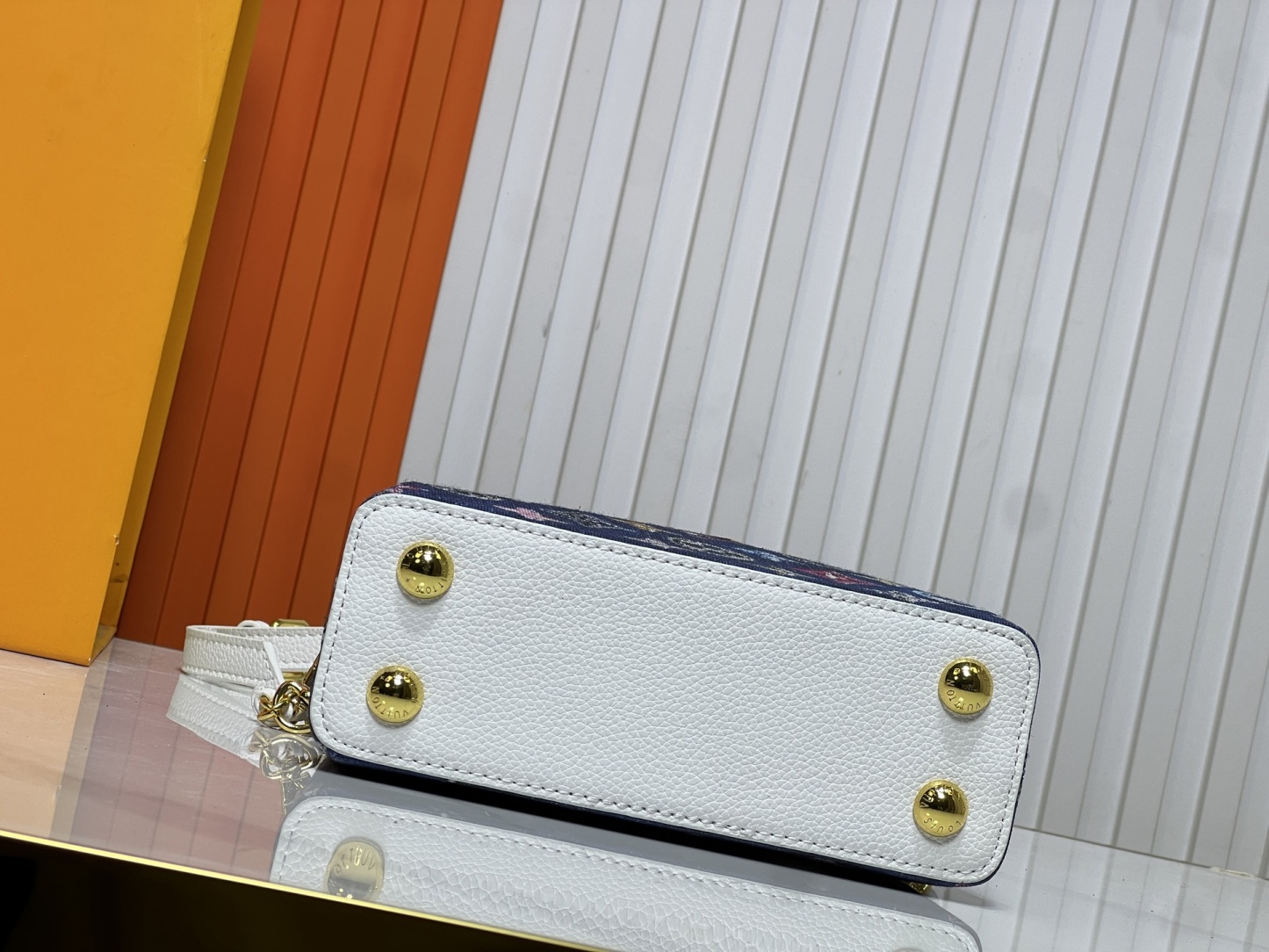 LOUIS VUITTON（ルイヴィトン）CAPUCINES M59939 M94519