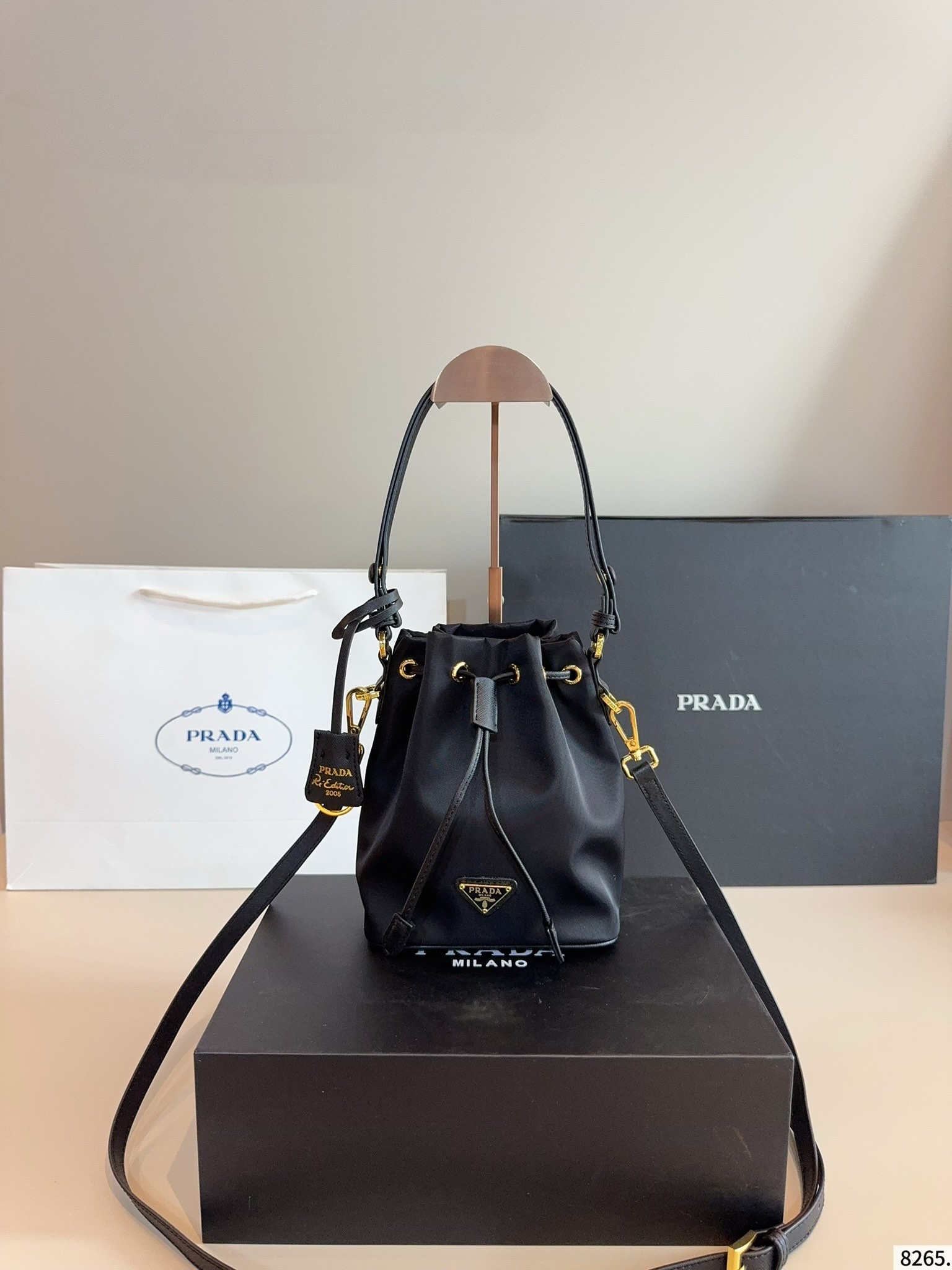 大人気定番商品★PRADA プラダ バケットバッグ ショルダーバッグ