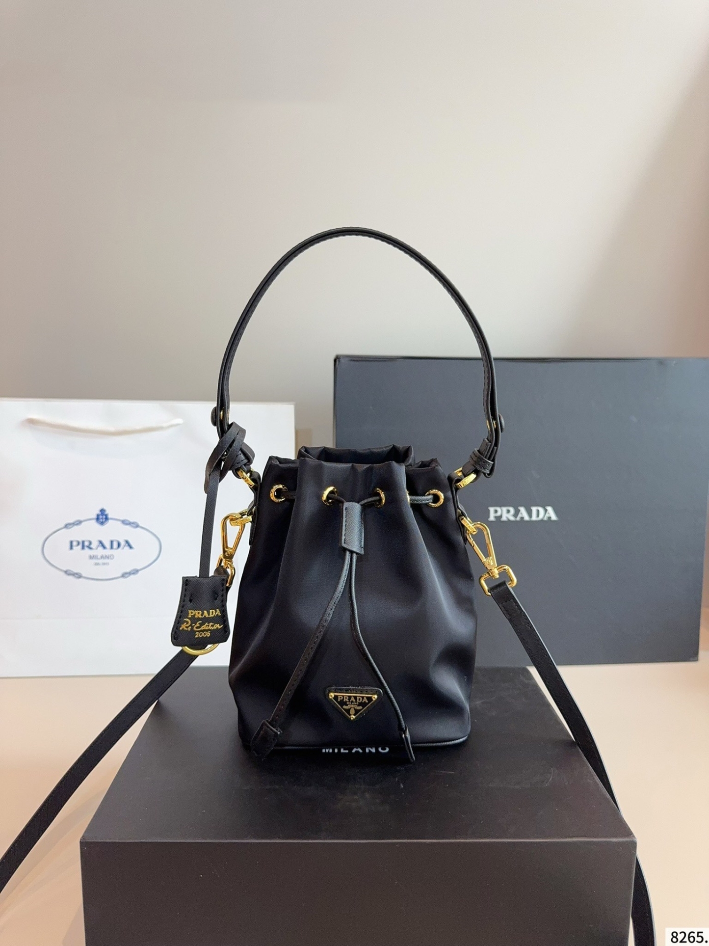 大人気定番商品★PRADA プラダ バケットバッグ ショルダーバッグ