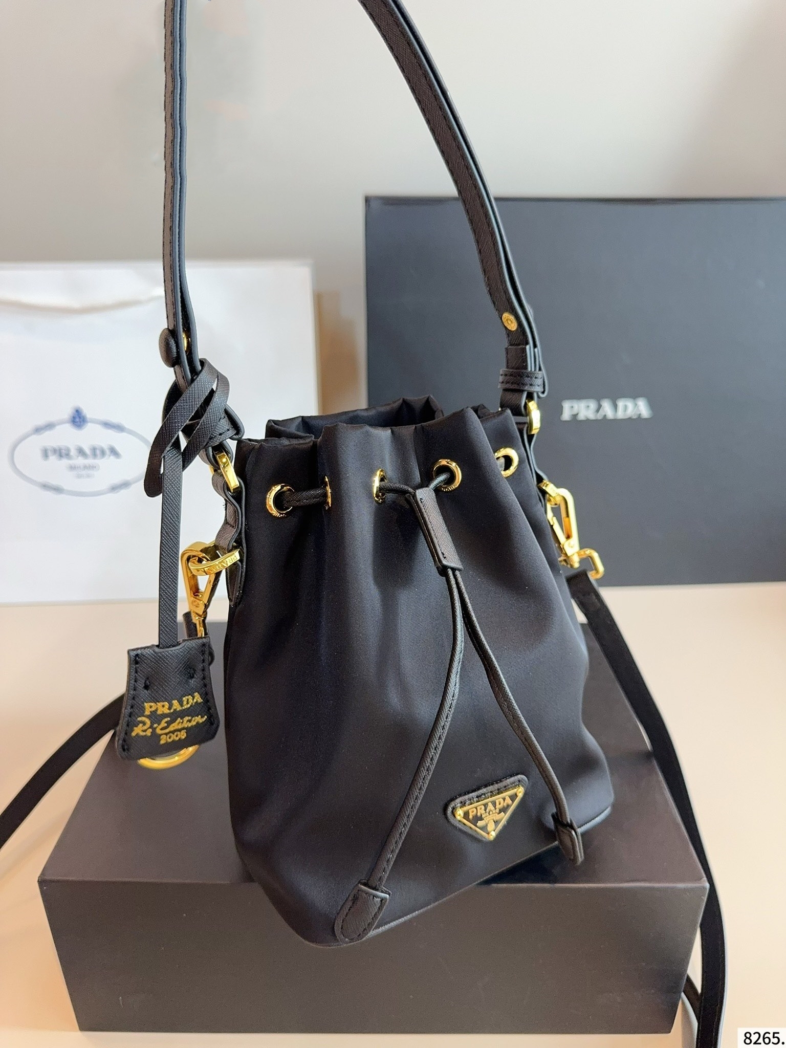 大人気定番商品★PRADA プラダ バケットバッグ ショルダーバッグ