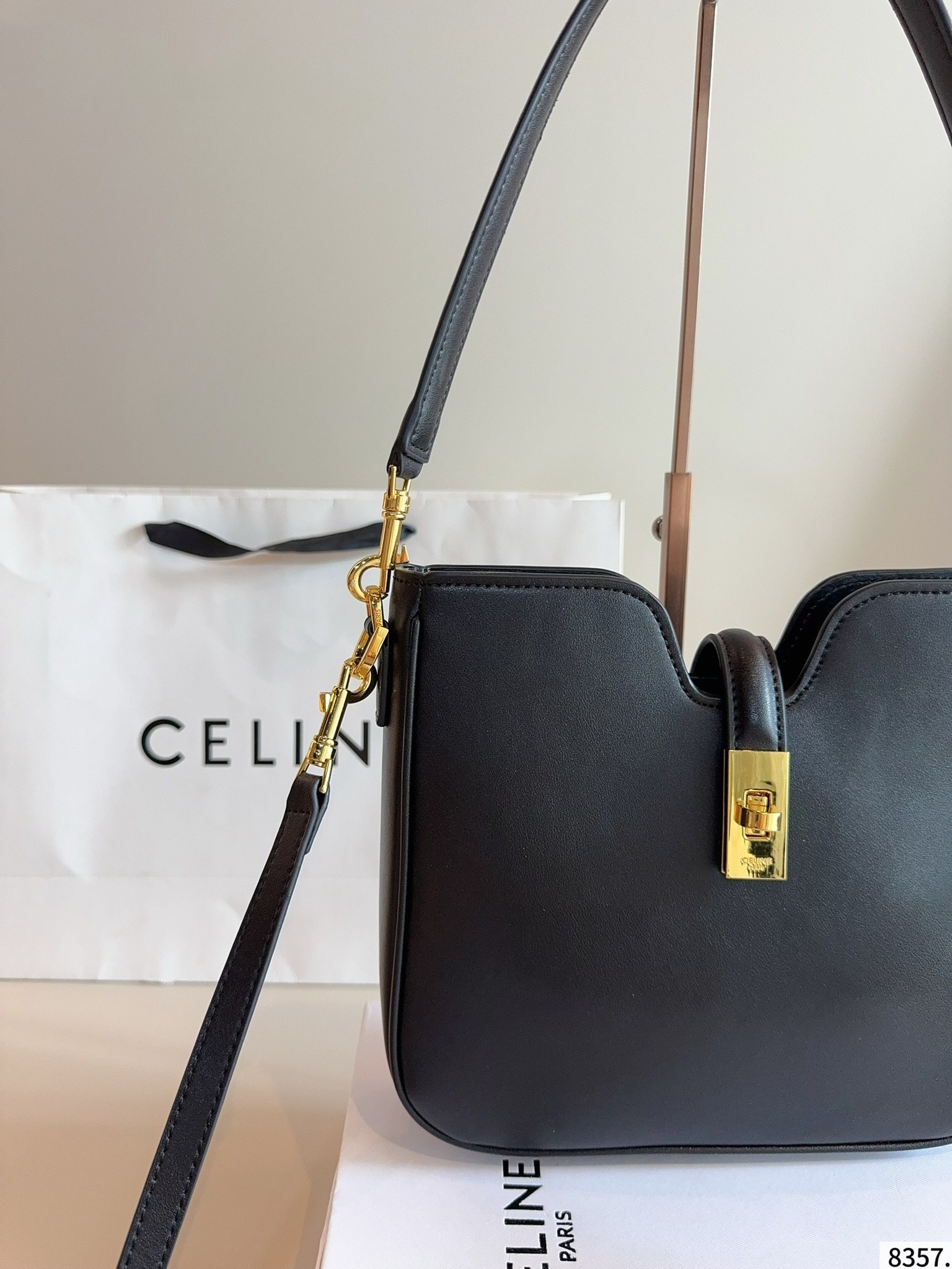 【CELINE公式旗艦店】セリーヌ 凱旋門 ショルダーバッグ