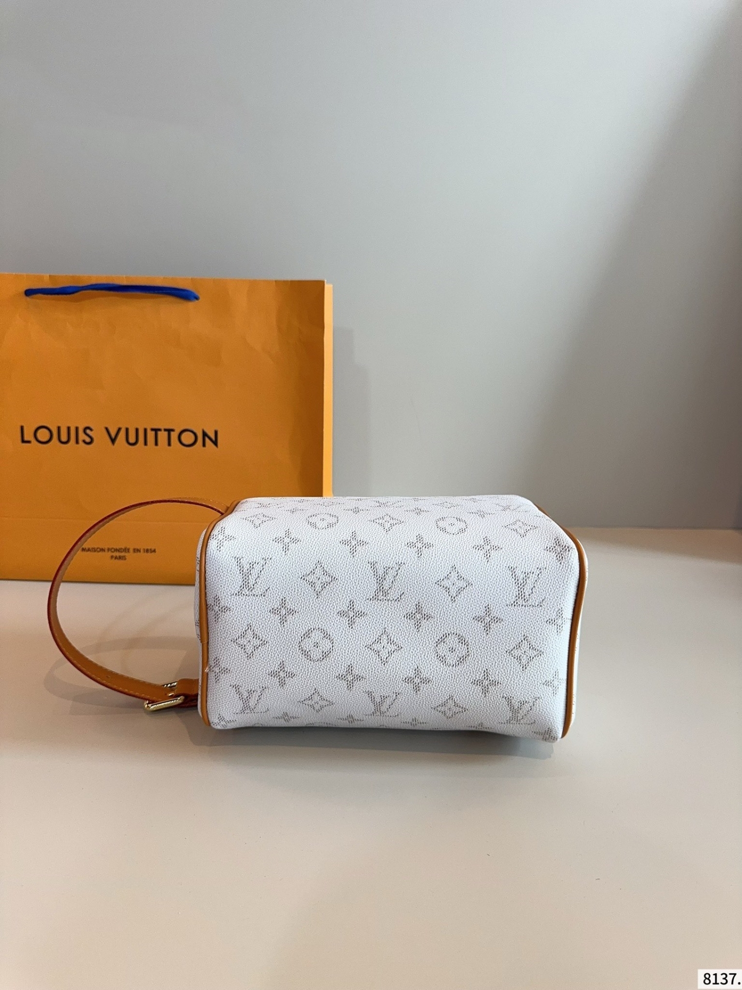 LOUIS VUITTON ルイヴィトン CHRISTOPHER 新型トイレタリーバッグ