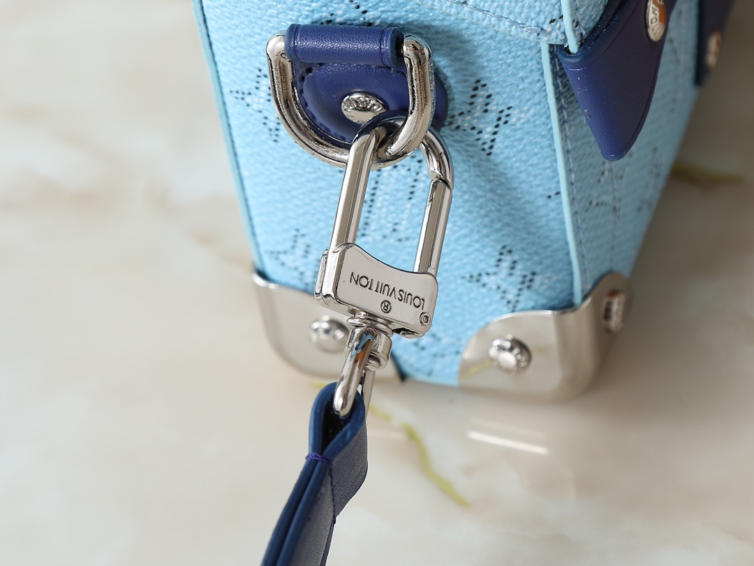 LOUIS VUITTON（ルイヴィトン）LV Colorado バッグ M15035