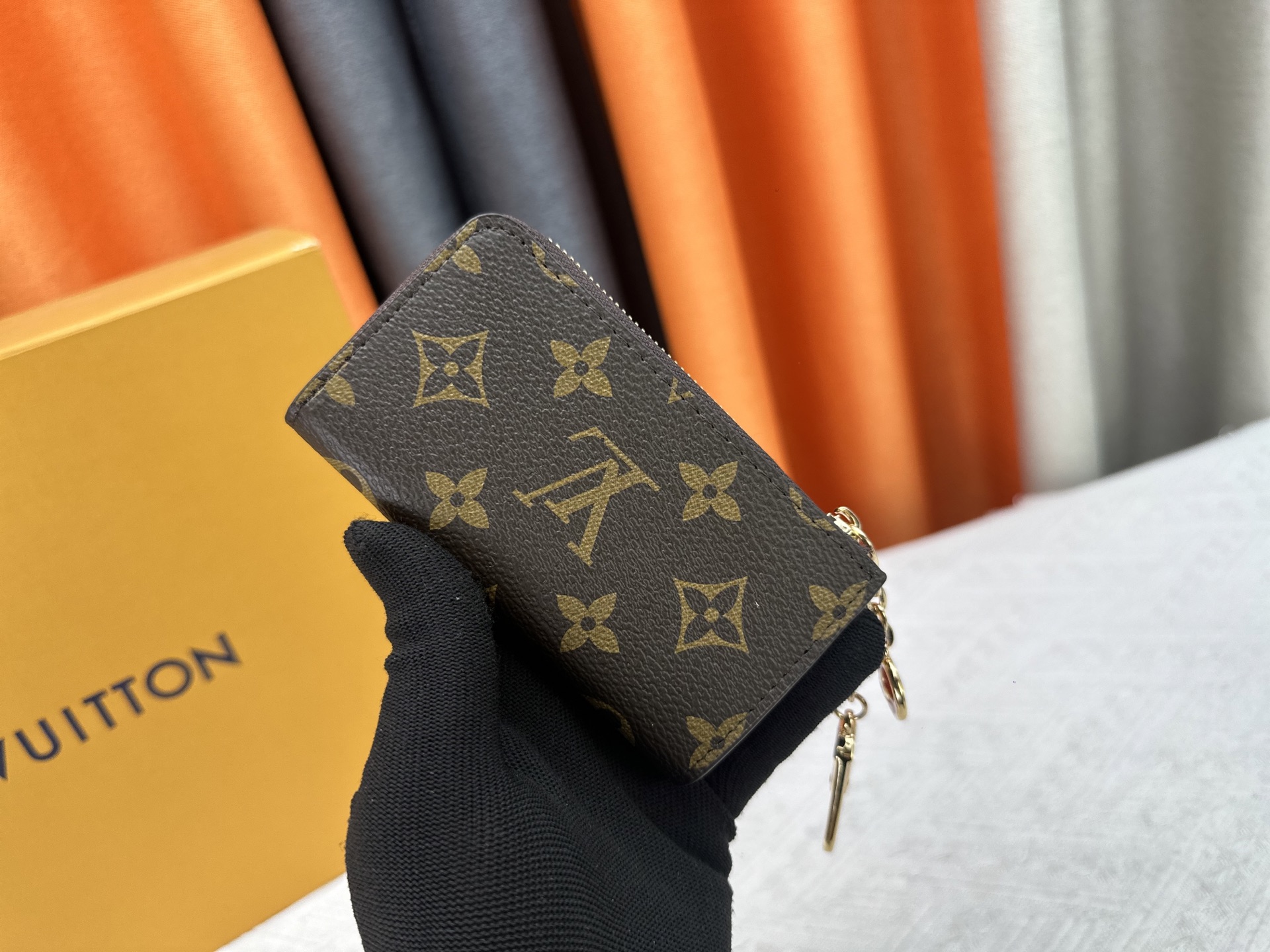 LOUIS VUITTON（ルイヴィトン）Noa 財布 M14529