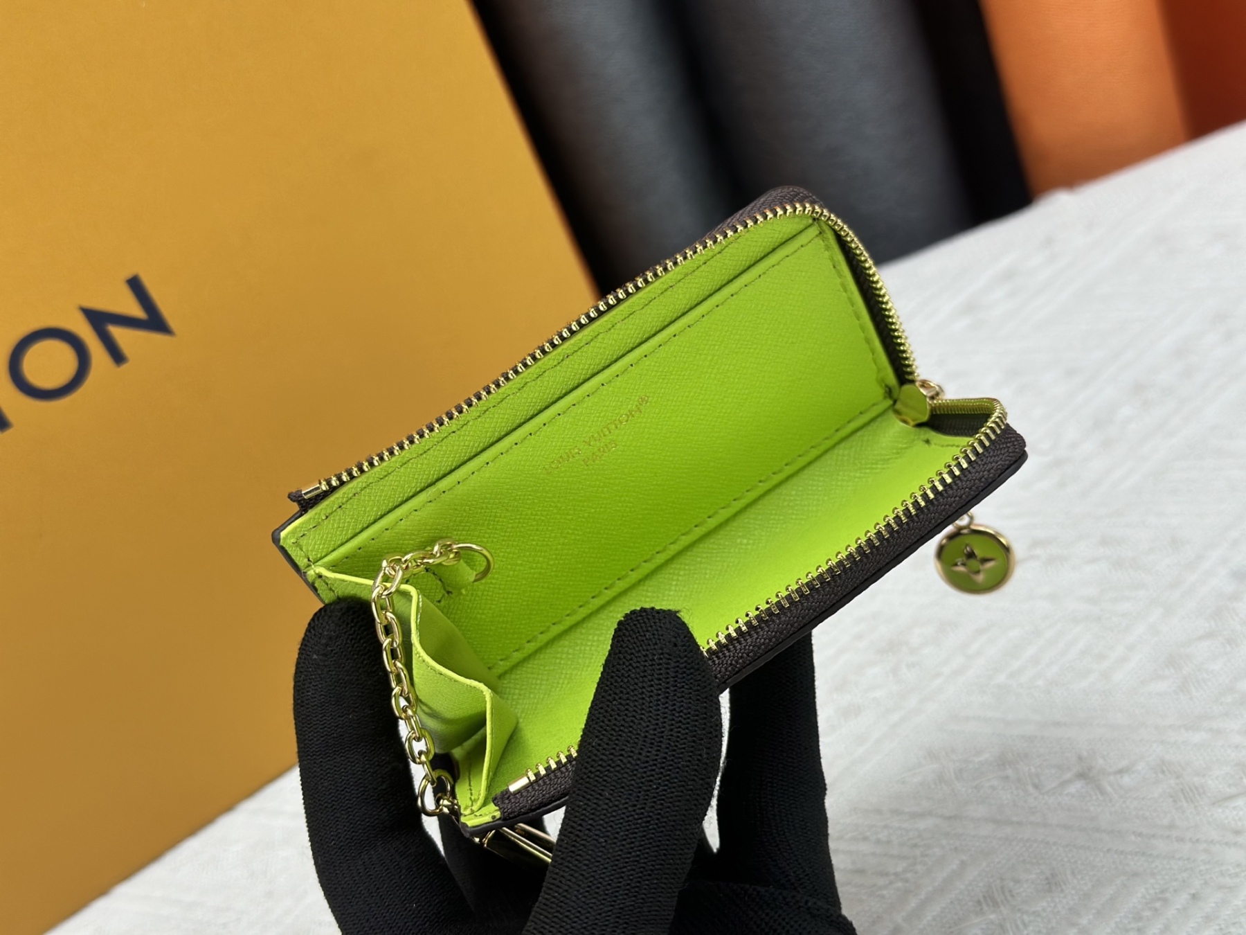 LOUIS VUITTON（ルイヴィトン）Noa 財布 M14529